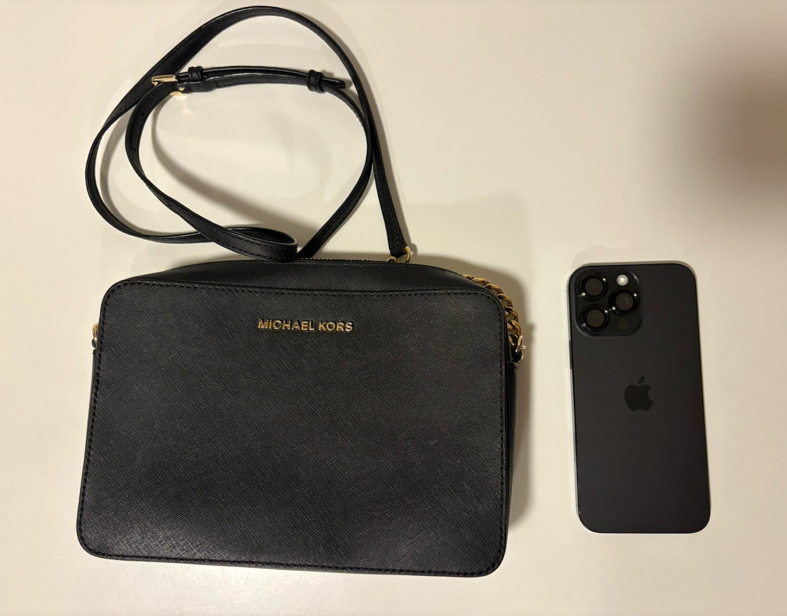Michael Kors Black Medium Crossbody Bag Zip Closure Gold Chain Detachable Strap