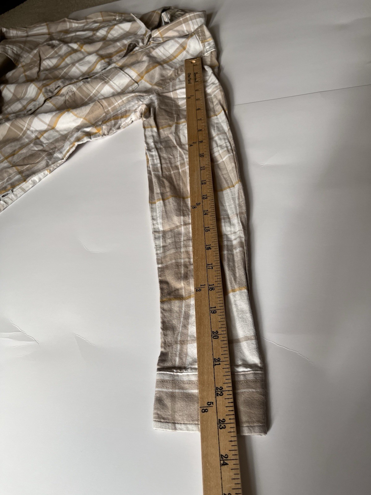 The North Face Women’s M Beige Plaid Flannel Button Up Long Sleeve