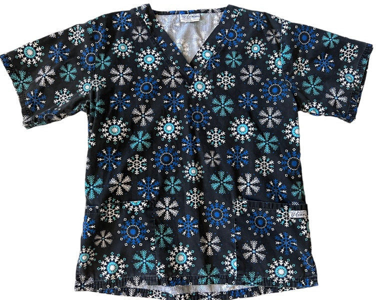 UA Scrubs Black Christmas Winter Snowflakes Scrub Shirt Size Small
