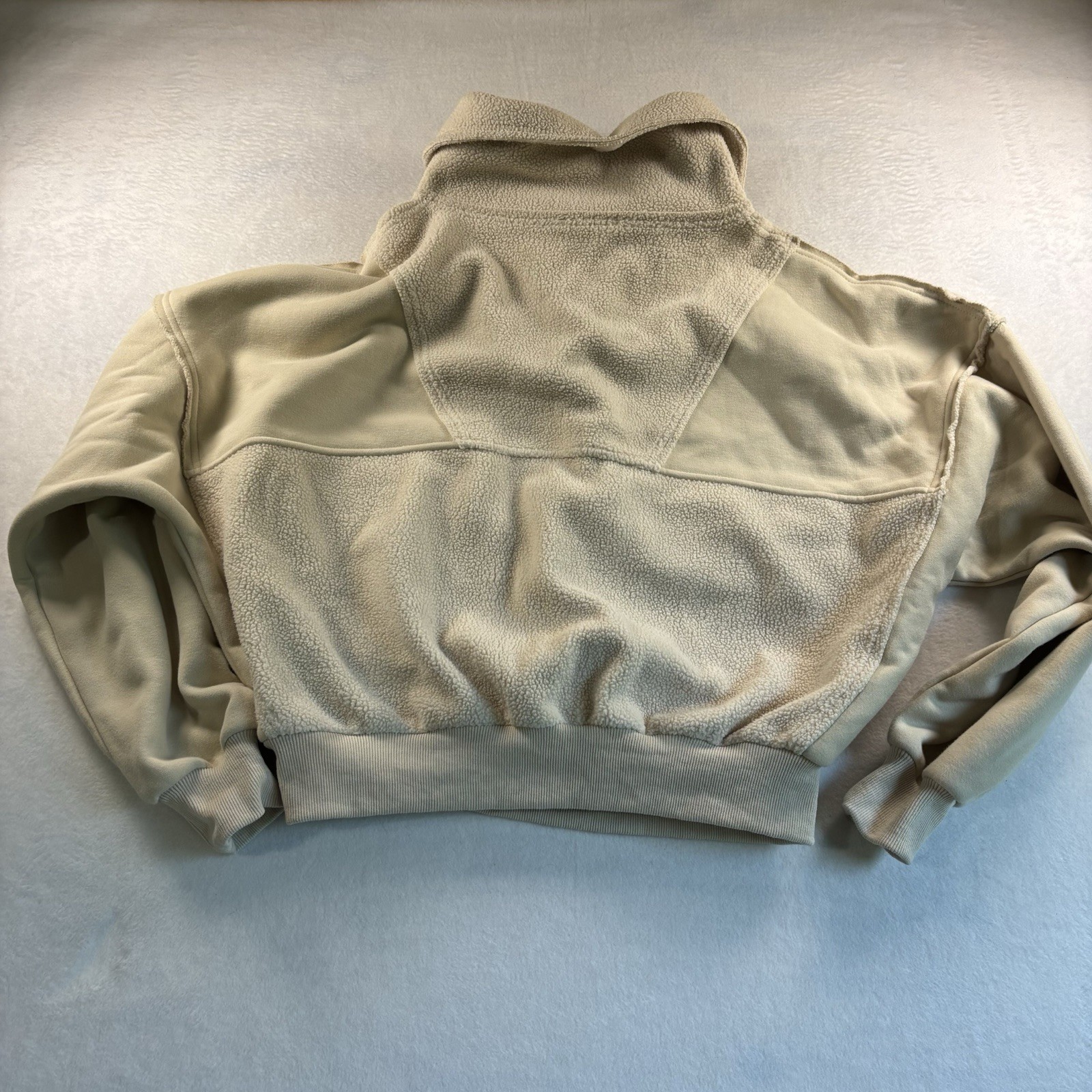 AEMI + CO Beige Half Zip Cropped Fleece Jacket w/ Pockets Women’s Size S