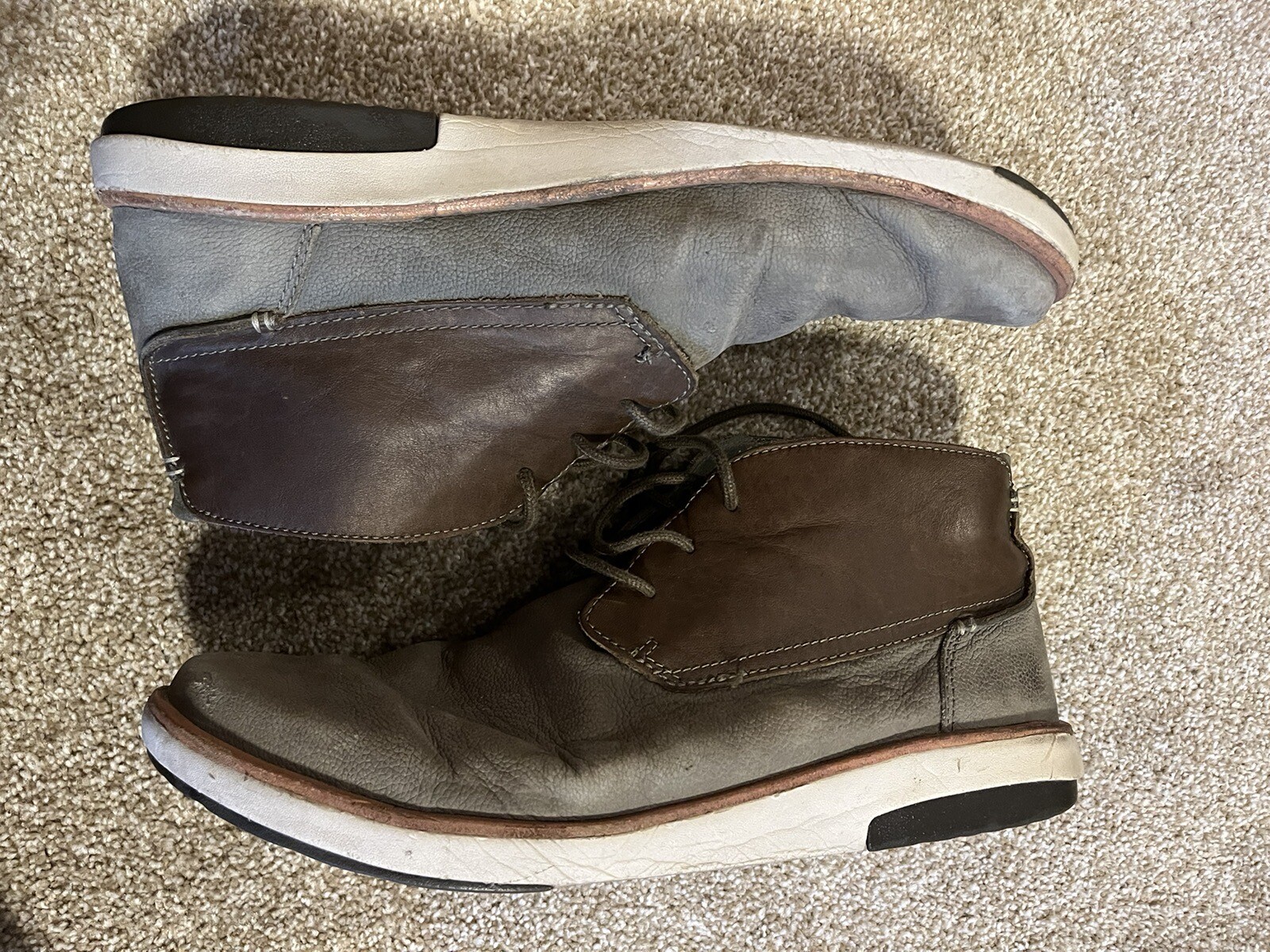Olukai Kalia Puki Leather Chukka Boots Mens Size 11.5 Shoes Husk Gray Brown