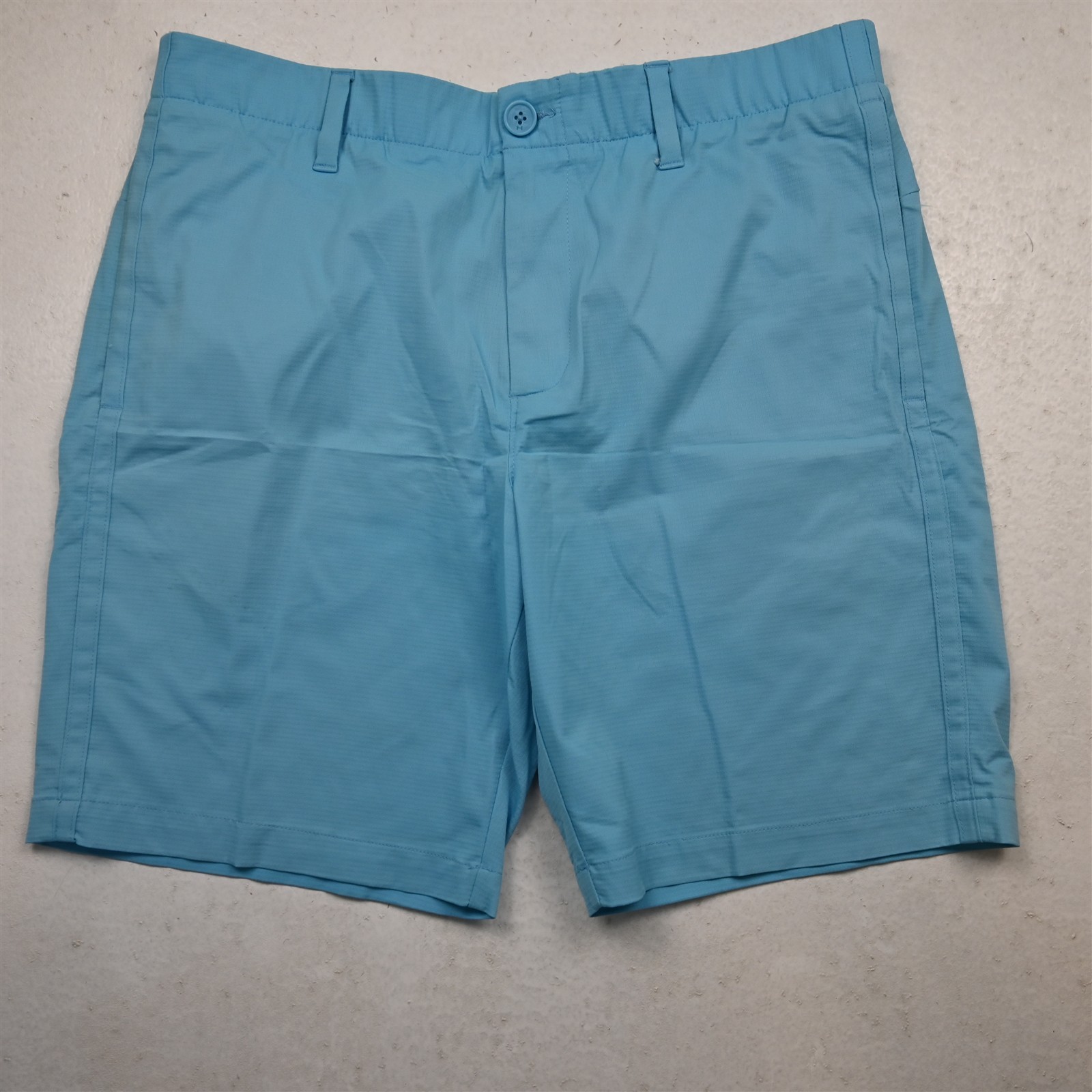 Under armour 36×9″ Bright Blue UM8817 Iso-Chill Airvent Golf Mens Shorts