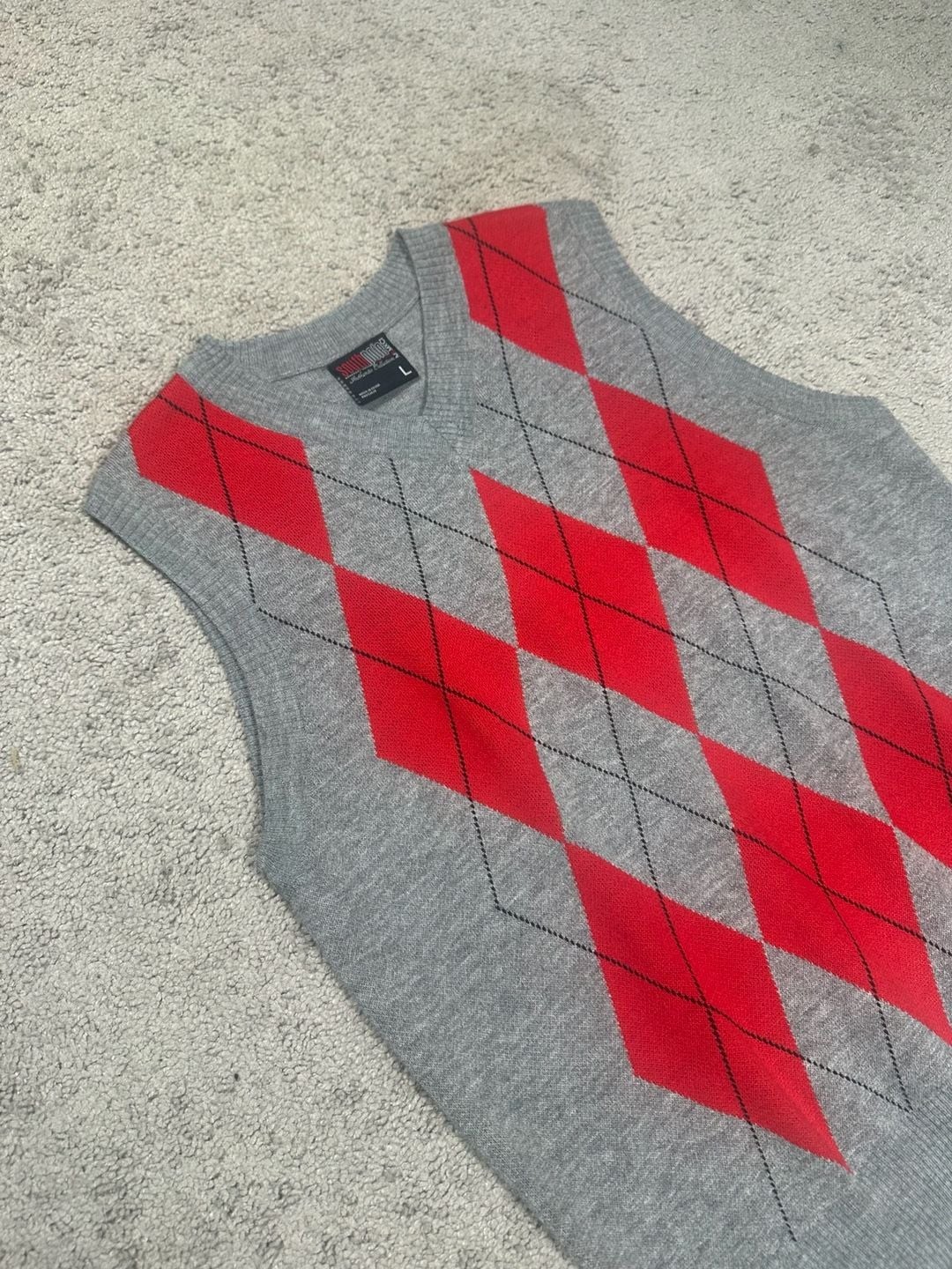 Southpole L Grey Red Sweater Vest