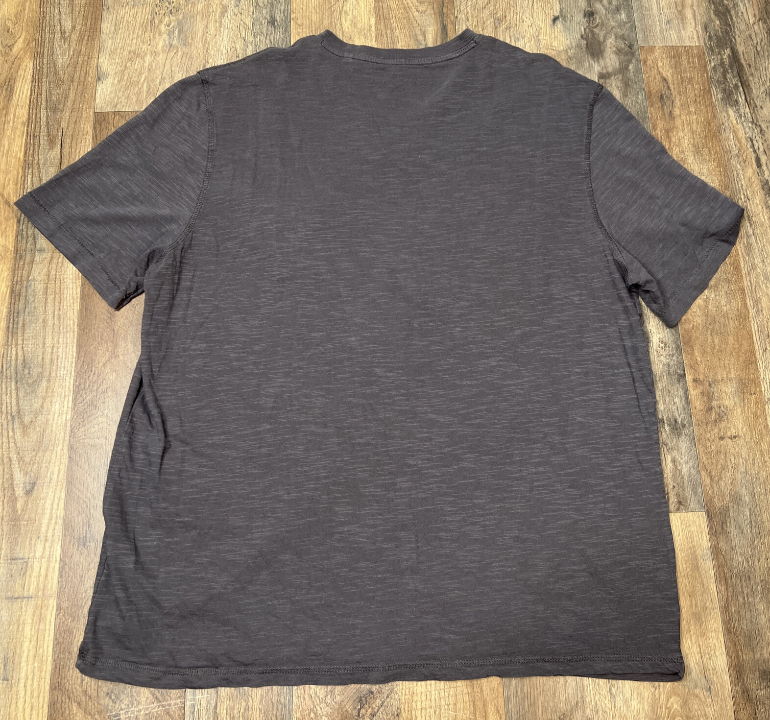Copper and oak￼ mens henley shirt Size XL Gray Preowned