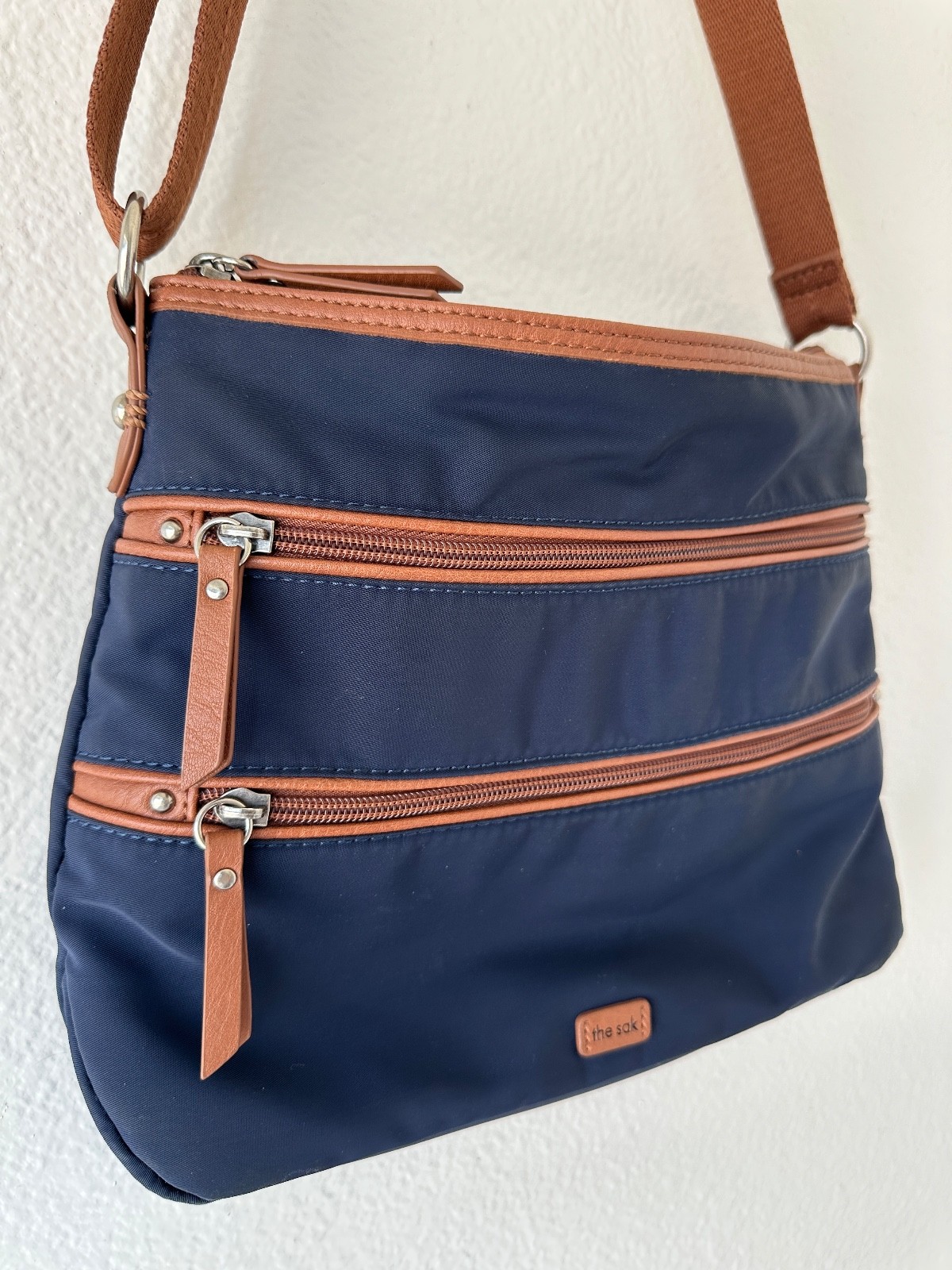 The Sak Esperato Nylon Crossbody Purse Bag Navy Blue Travel Organizer