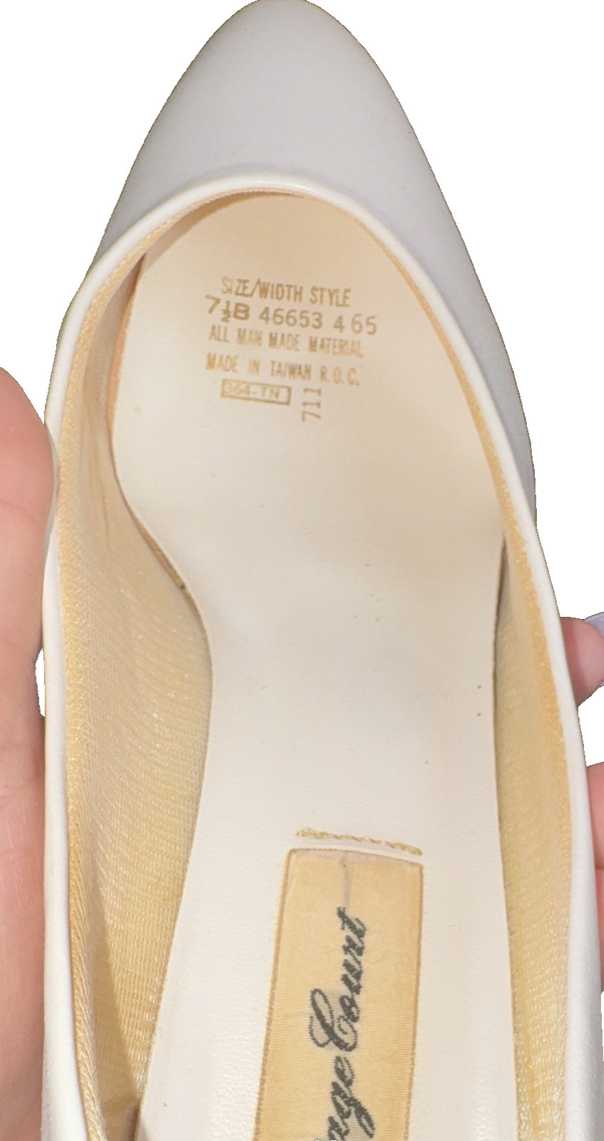 Carriage Court Womens Pumps Heels 7.5 N White Leather Pointed Toe Slip On