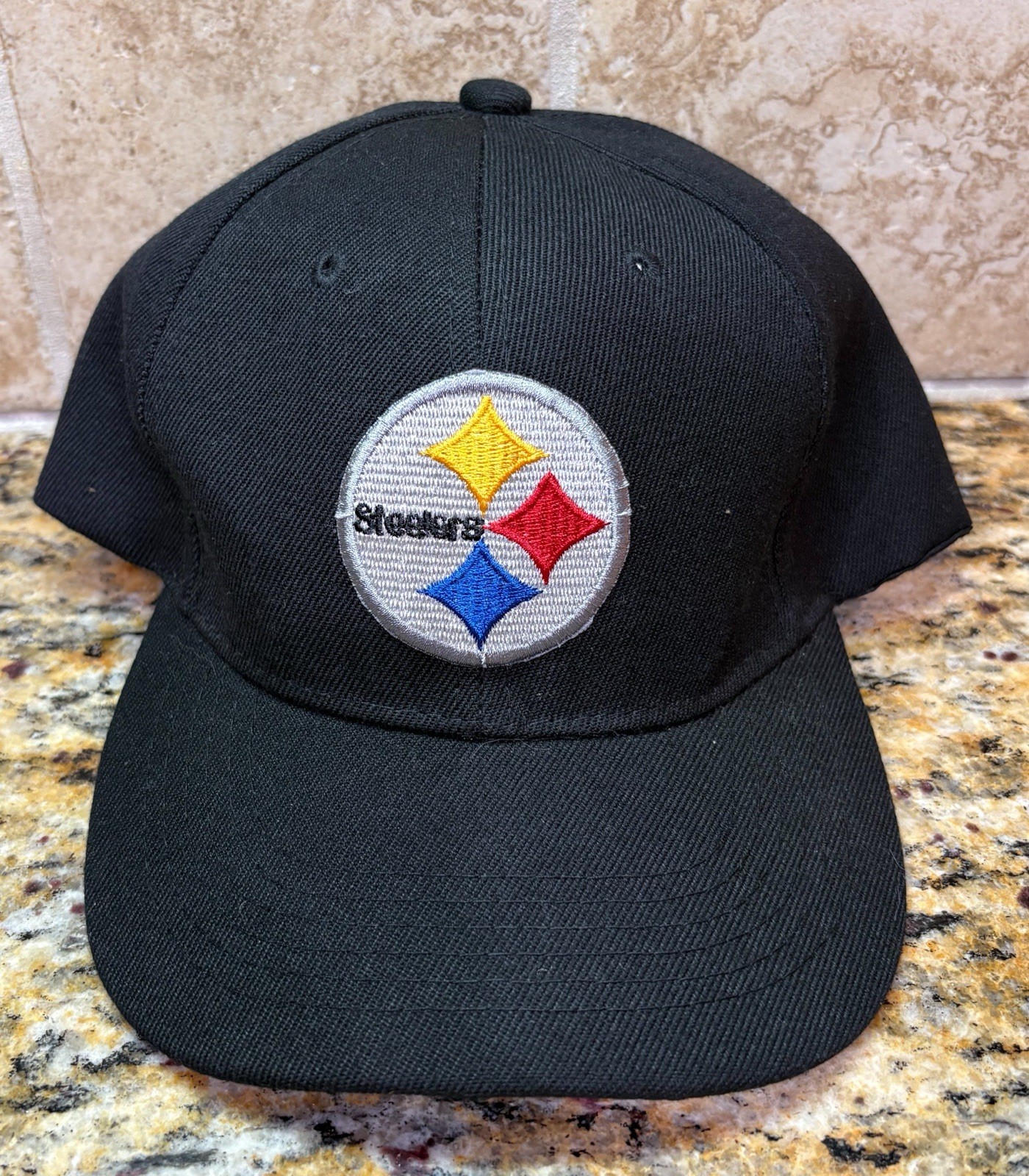 Pittsburgh Steelers YOUTH Everyday Black Embroidered Adjustable Cap / Hat