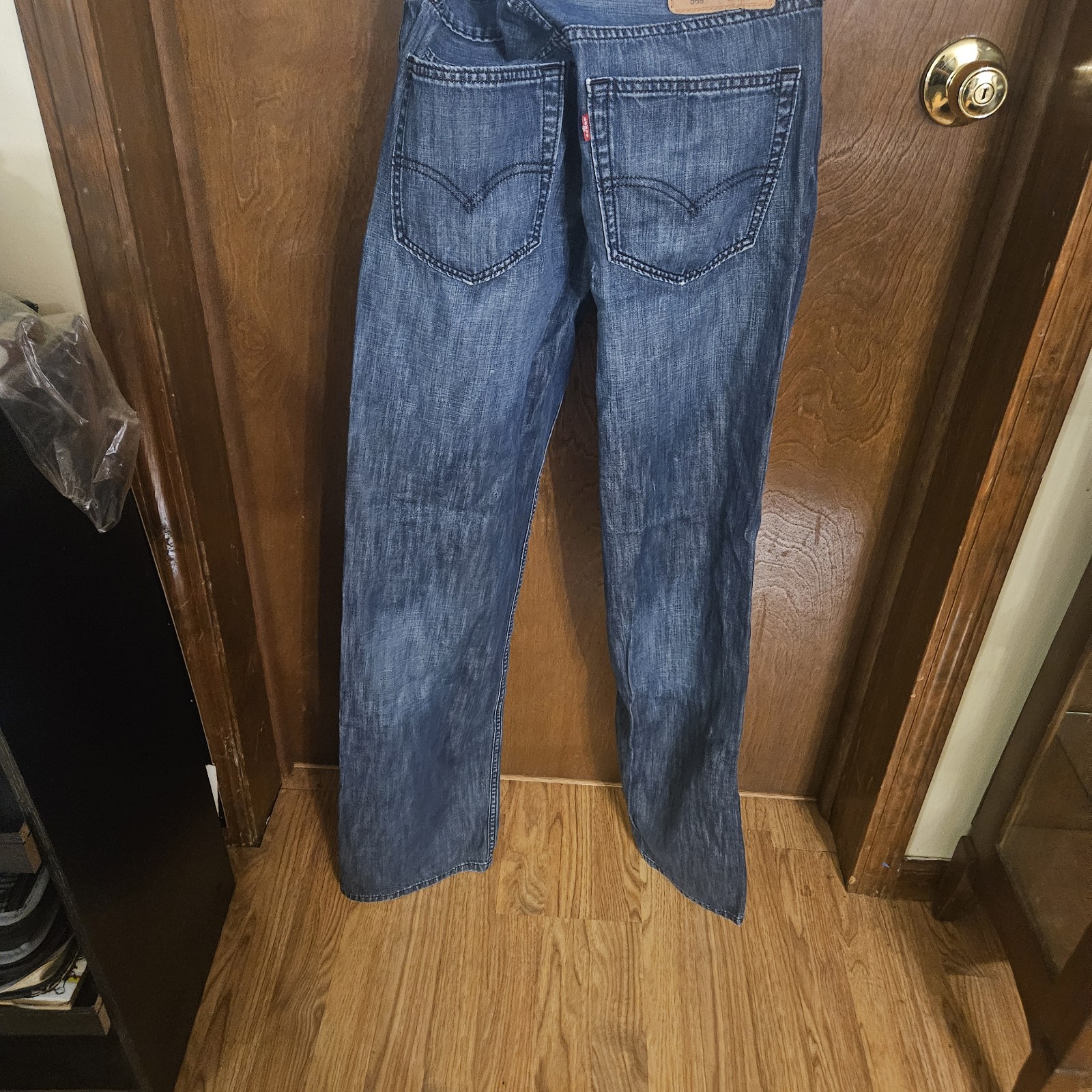Levi’s Straight Blue Denim Jeans Regular Fit Mid Rise Solid Zip/Button 5-Pocket