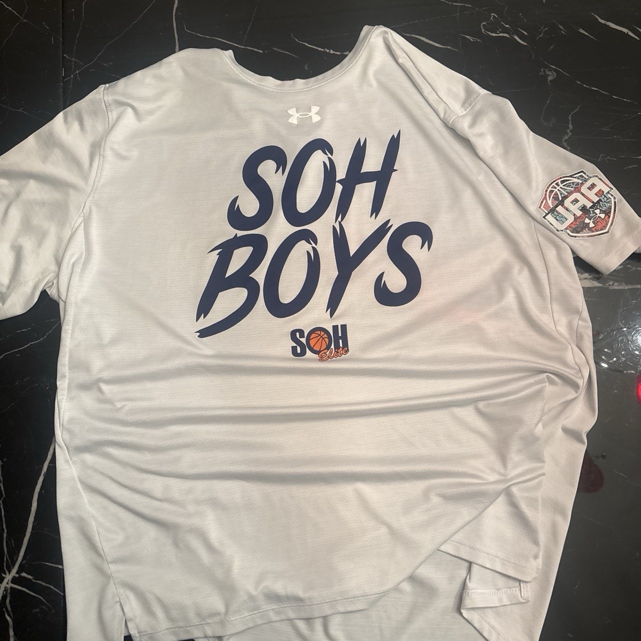 Under Armour UA Tech SOH Boys Graphic T-Shirt White Blue Loose Fit Men’s M