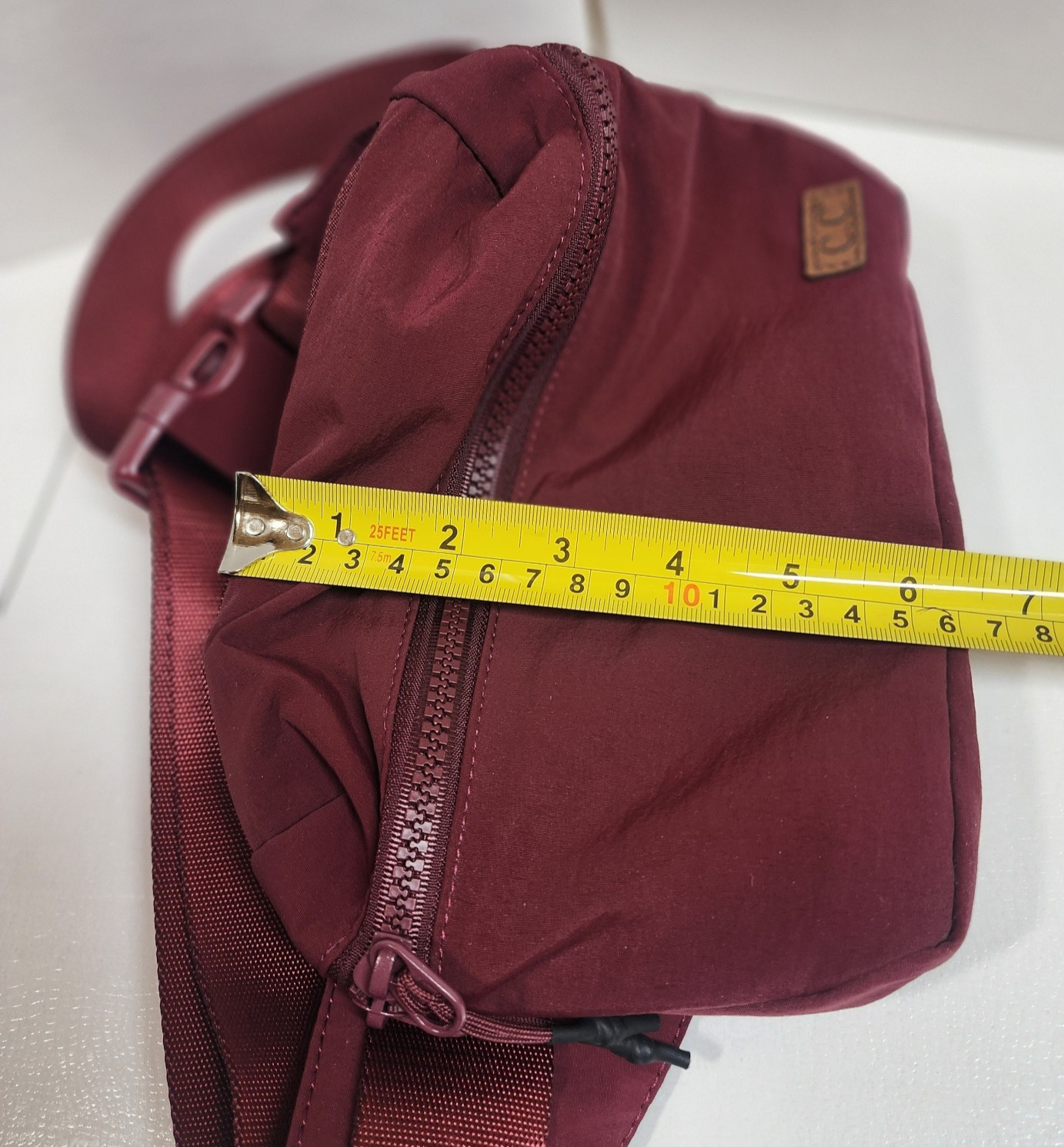 C.C Everyday Solid Color Zipper Cross Body Belt Bag Fanny Pack Burgundy EUC
