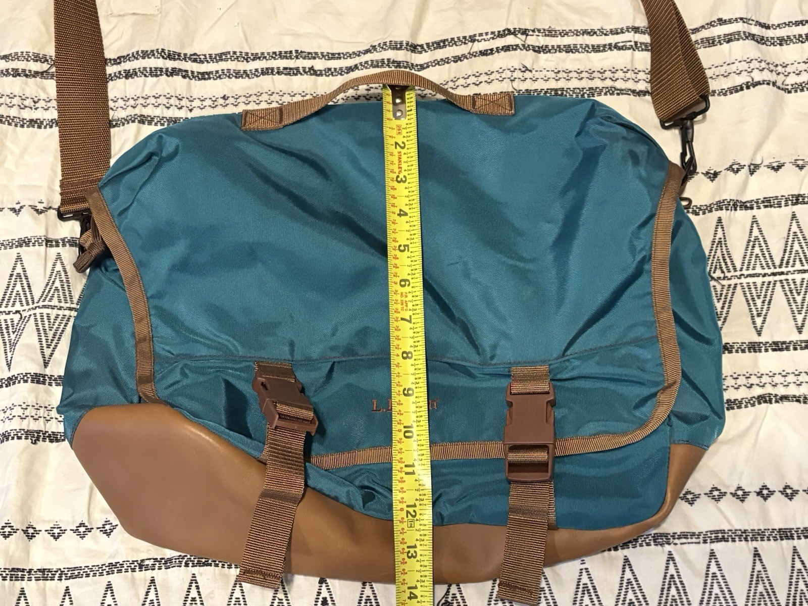 L.L.Bean Blue/Brown Messenger Bag Buckle Zip Inner Pockets Organizer Strap