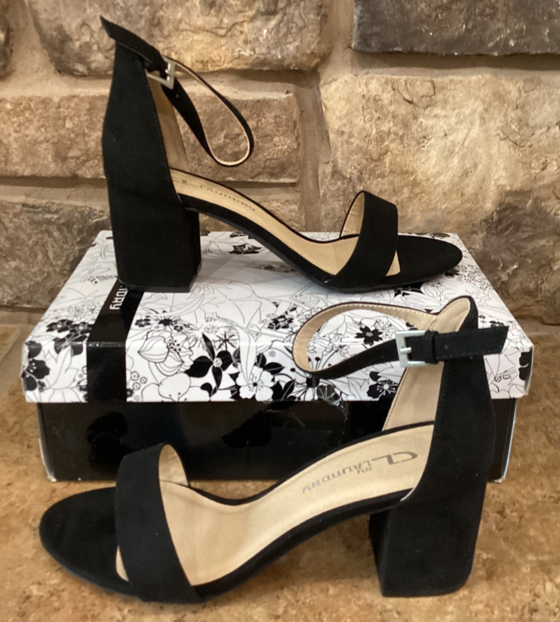CL By Laundry Jessie Womens 8 Black Suede Block Heel Strap Shoes New In Box