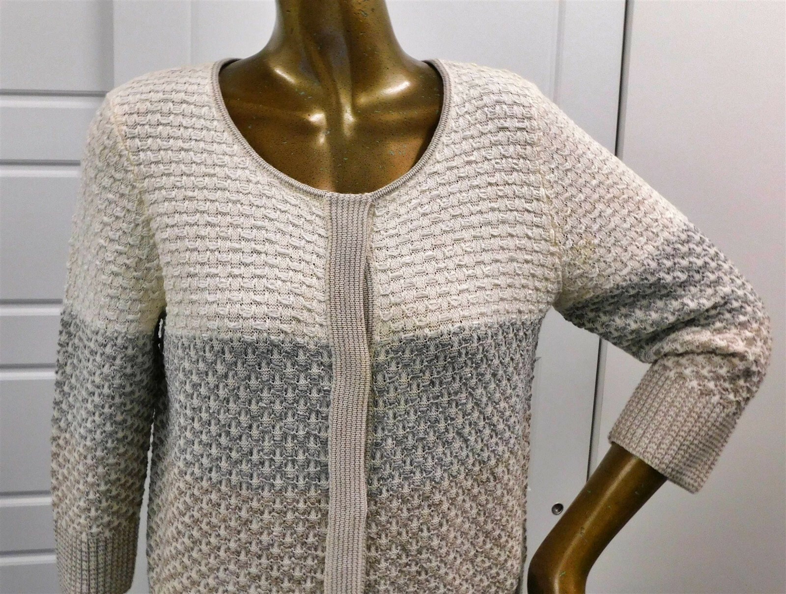 St John Ivory Gray Knit Snap Front Sweater Jacket sz L