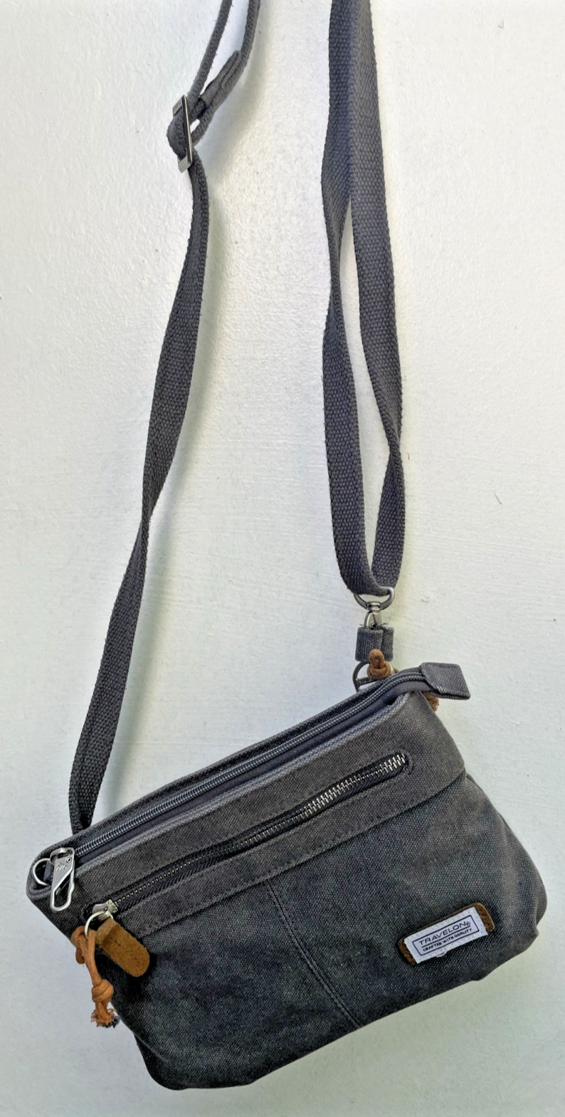 Travelon Anti-Theft Heritage Women’s Crossbody Bag Purse Gray Canvas RFIDw/light
