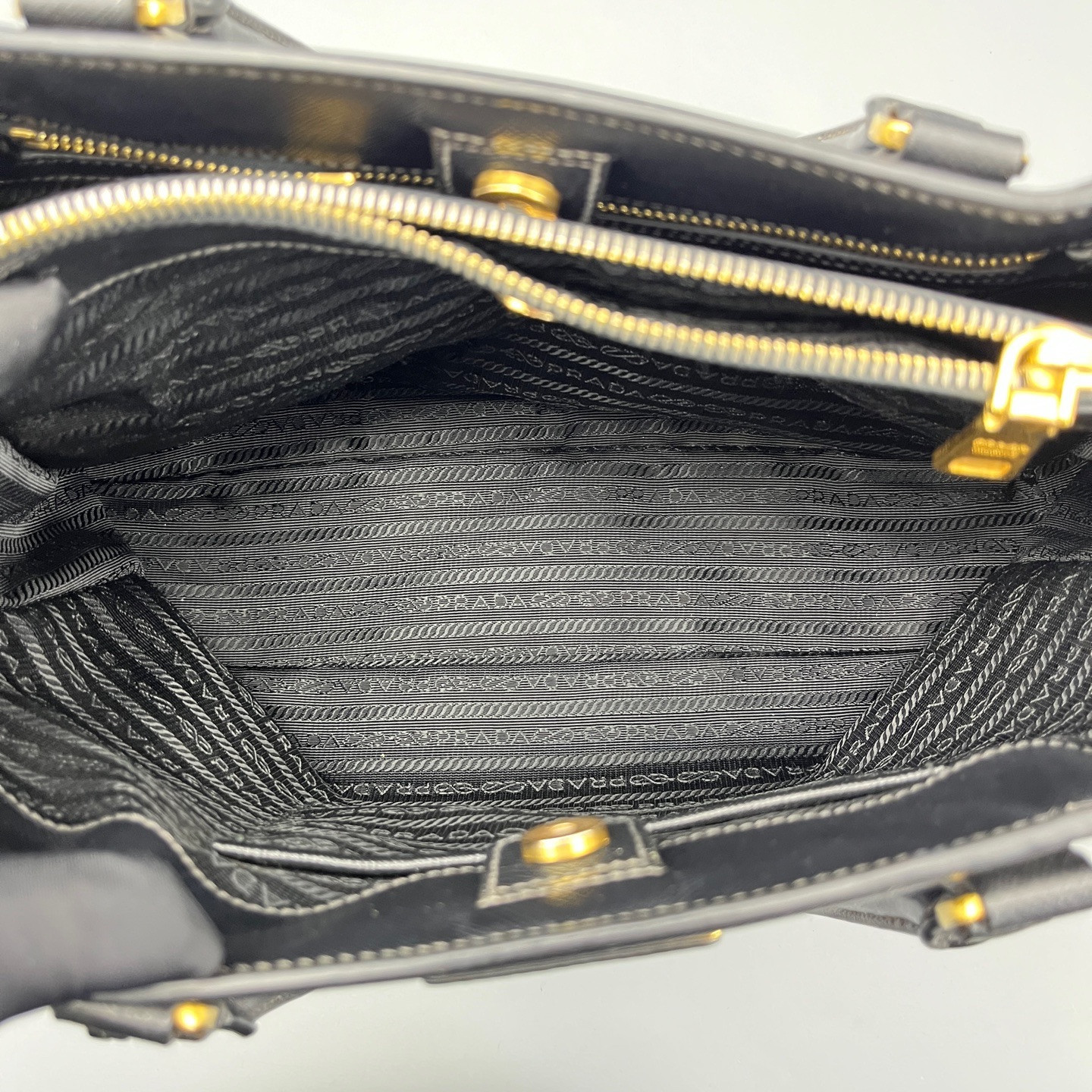 Authentic Prada Saffiano Lux Tote Saffiano Leather Tote Black Gold-Tone eBay AG