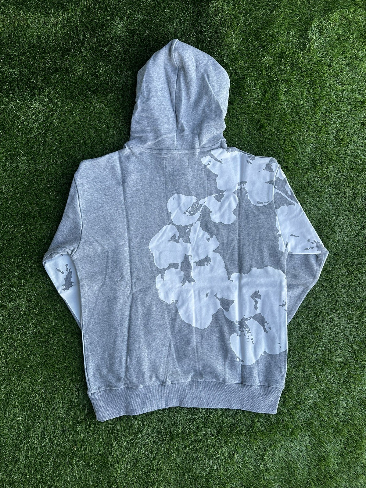 *BRAND NEW* Denim Tears “Gray” Hoodie – Ready To Ship🚚💨 (Size S)