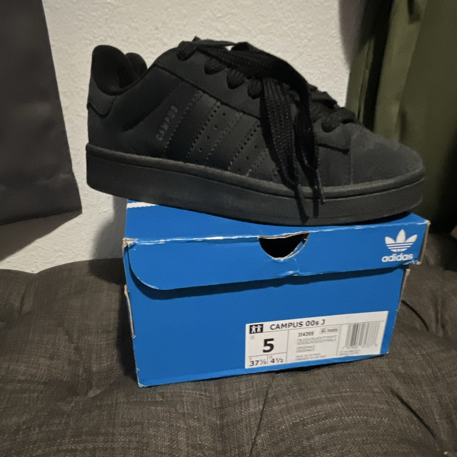 adidas Campus 00s Unisex Kids Black Low Top Leather Lace-Up Sneakers US 5Y/6.5 W