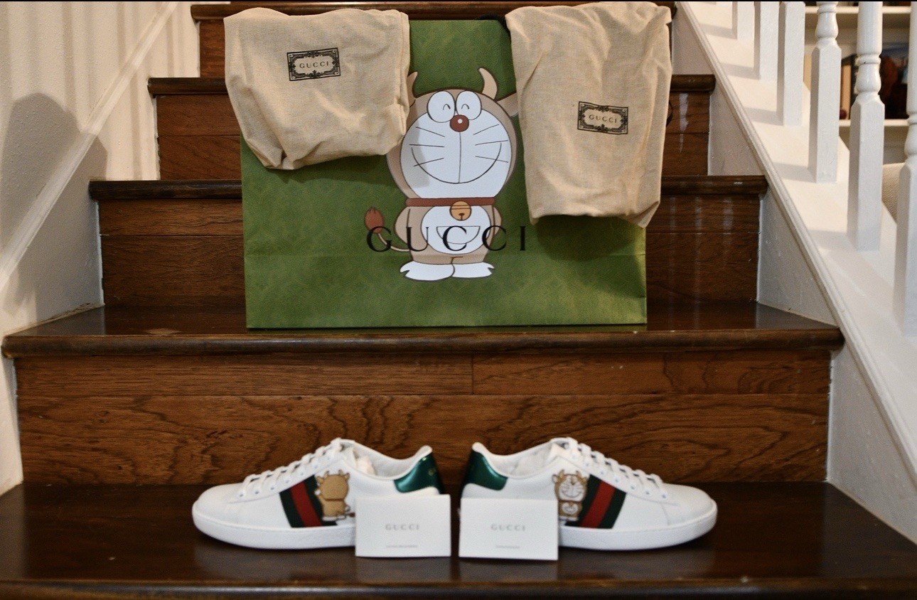 Gucci Doraemon White Low Top Lace-Up Sneakers Green/Red Striped