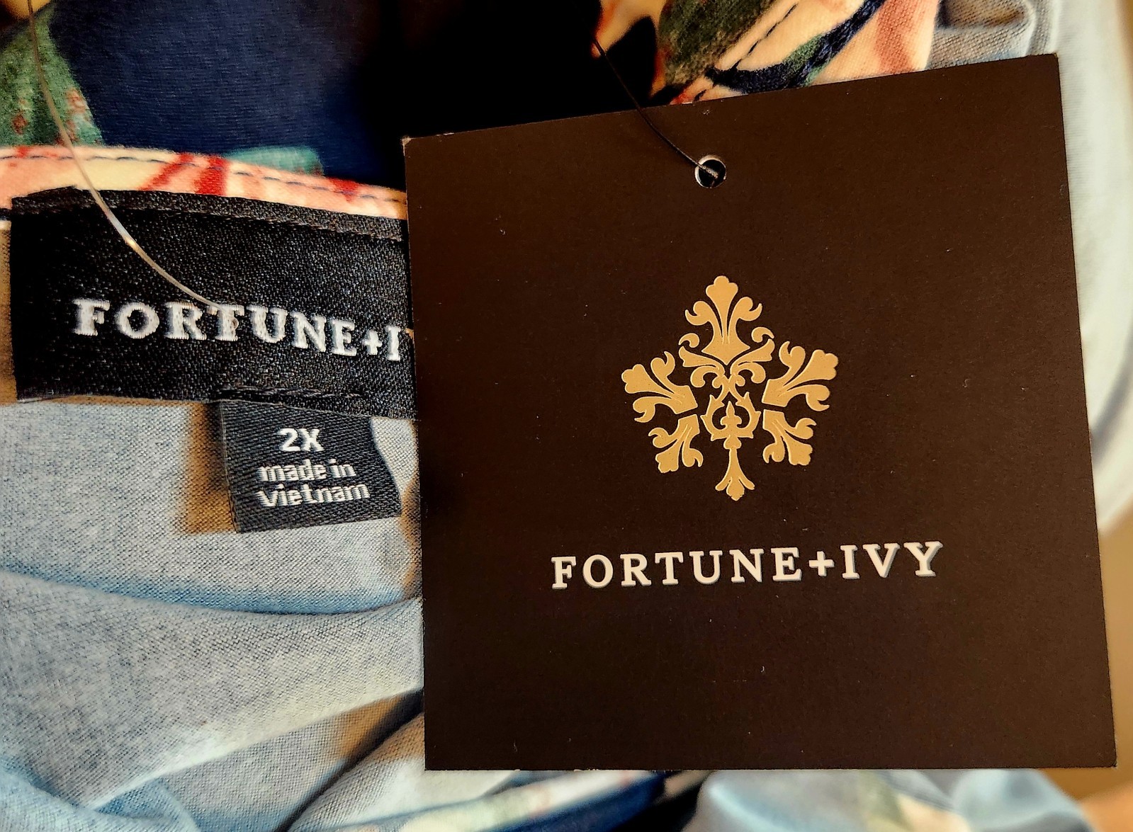 Fortune & Ivy Irene Floral Maxi Dress (Size 2XL)