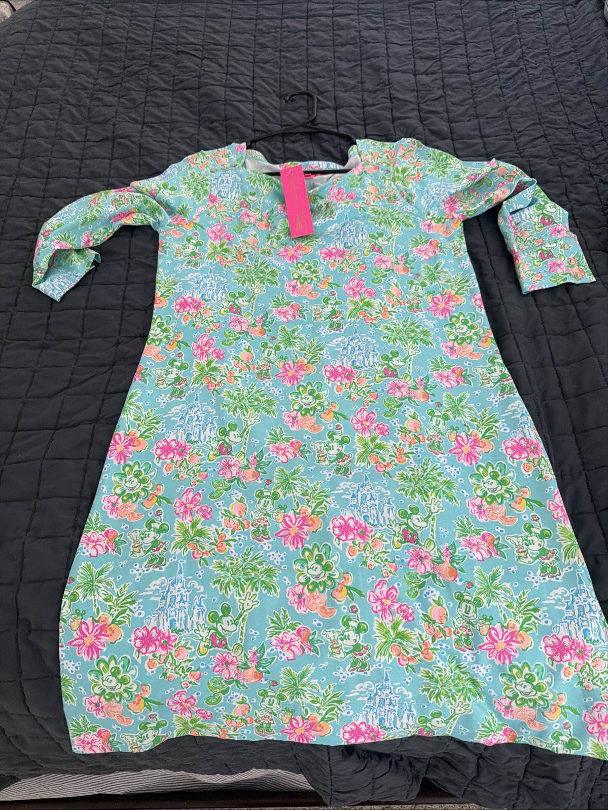 Disney Lilly Pulitzer Sophie UPF 50 Mickey, Castles NWT SIZE LARGE