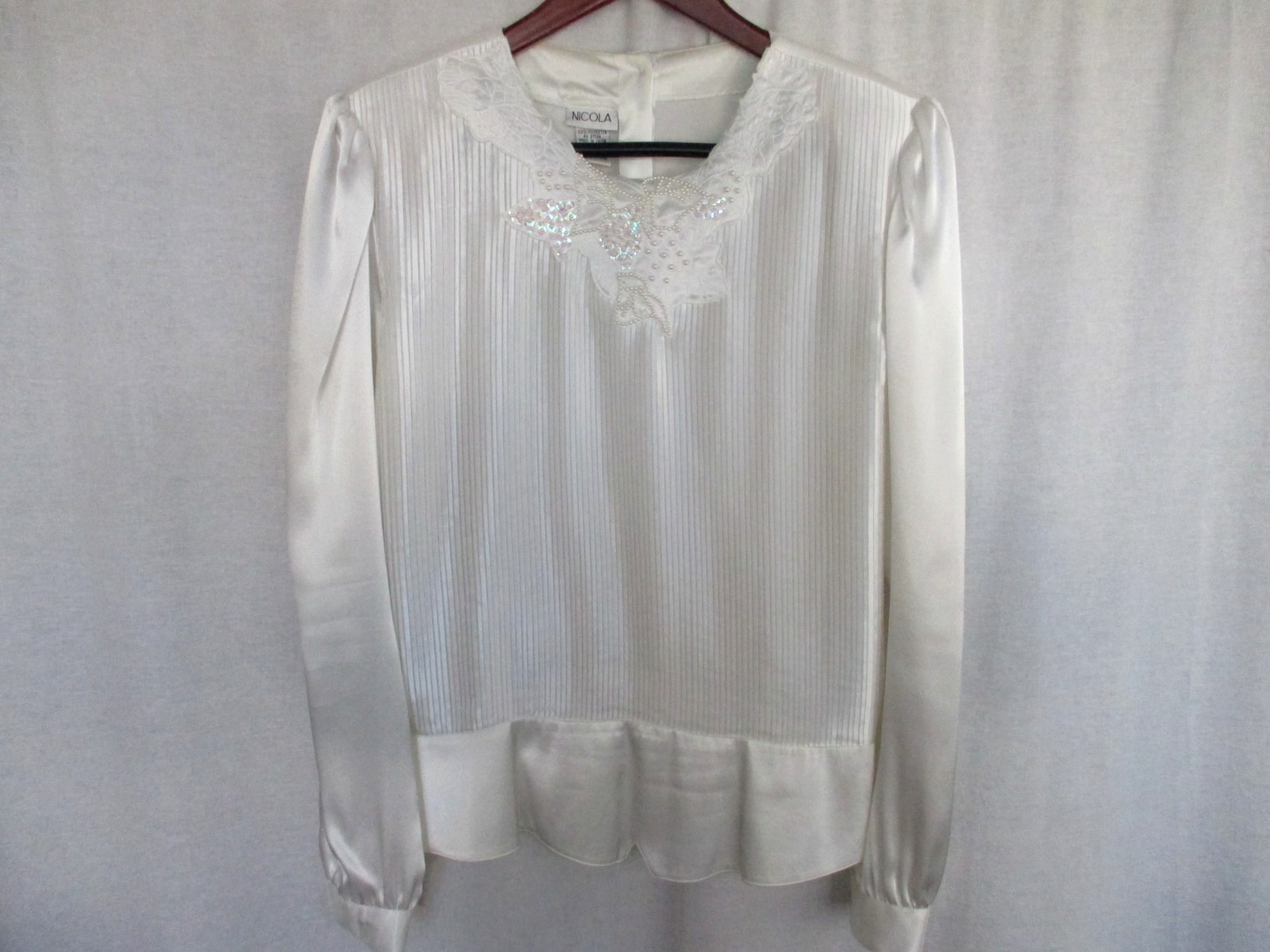 Vintage Nicola Blouse Size 14 White Pleated Front Beaded Neckline Polyester