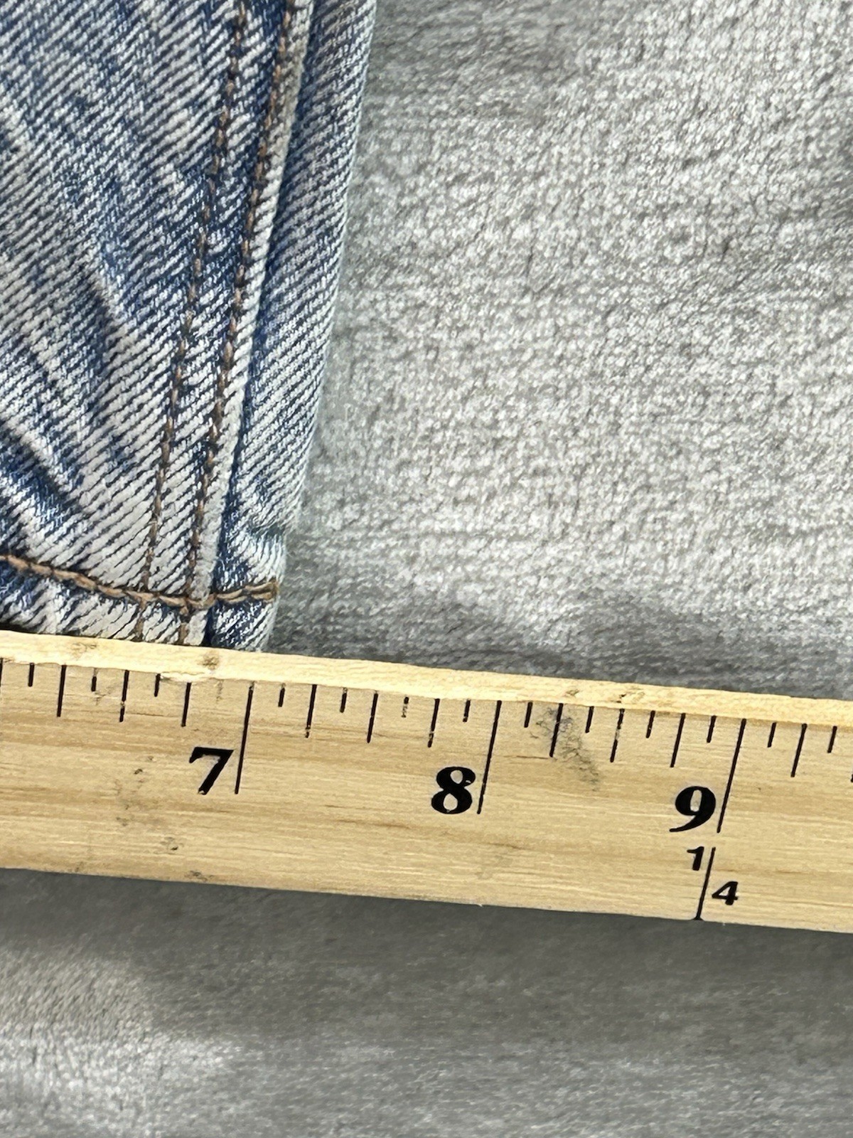 American Eagle Jeans Womens Sz 2 Reg Blue Highest Rise 90’s Boyfriend Distressed