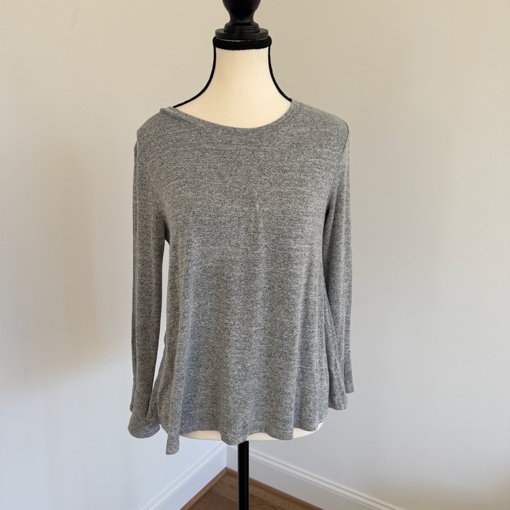 🤍 Gap Gray Long Sleeve Bell Cuff Top 🤍Women’s Size XS