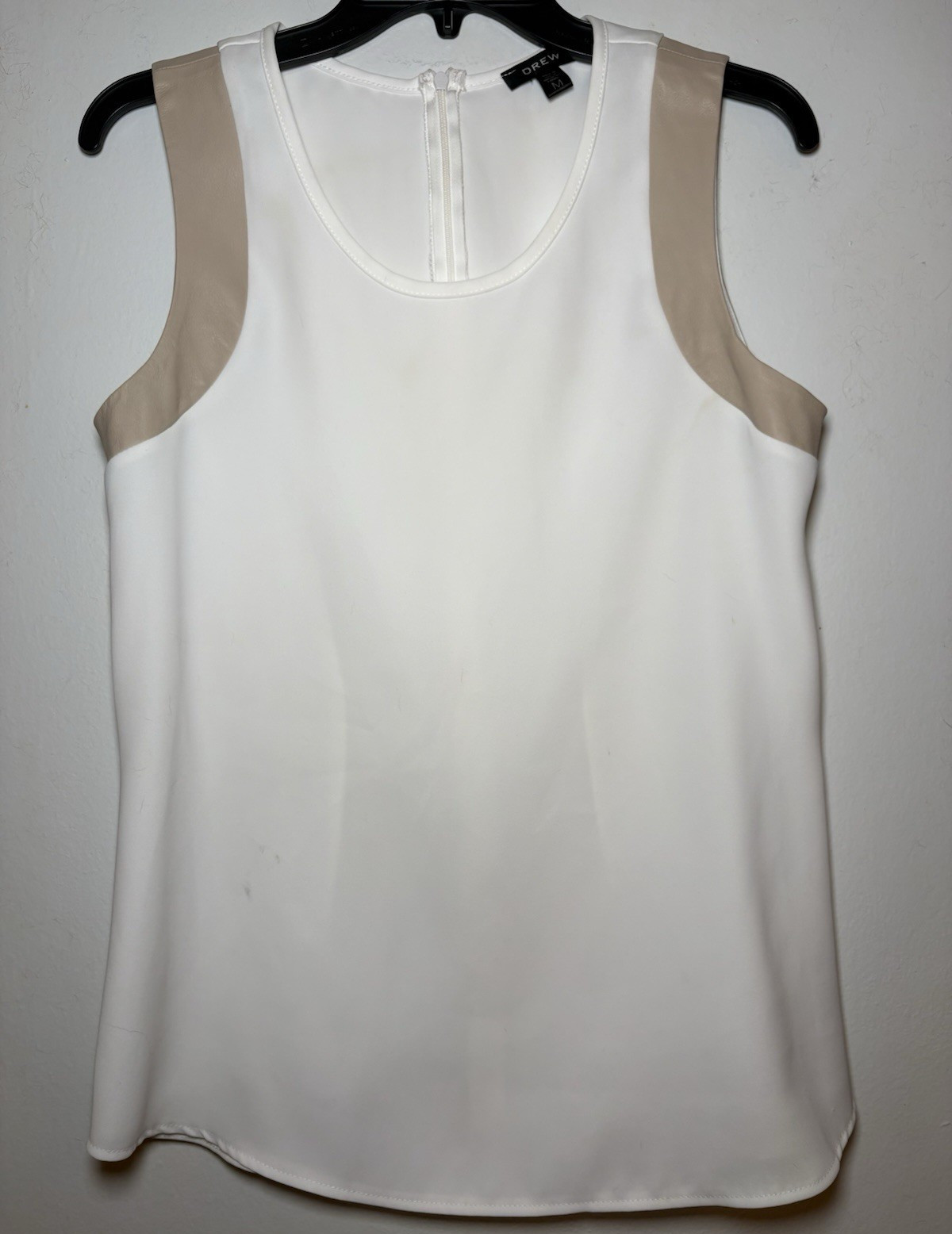 DREW Women’s M White/Beige Solid Scoop Neck Sleeveless Tank Zip Back
