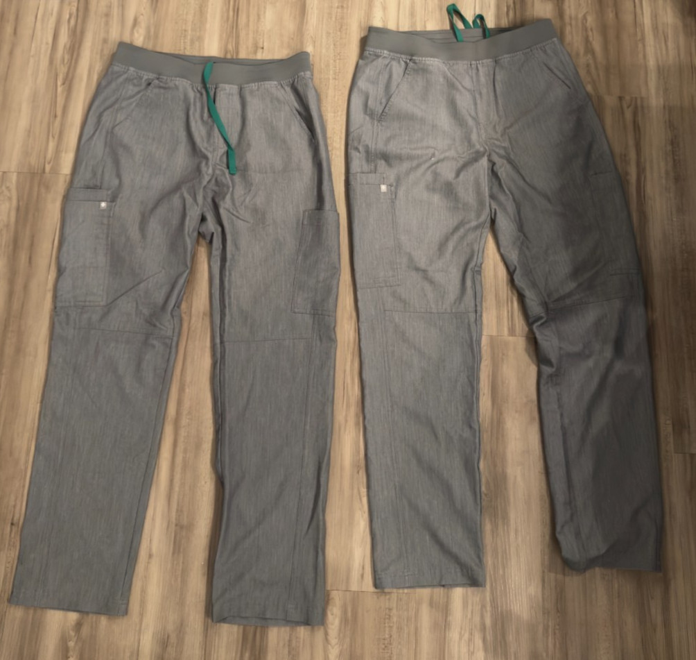 FIGS Scrubs Men 2 Complete Sets Graphite (2x Tops size L, 2x Pants size M)