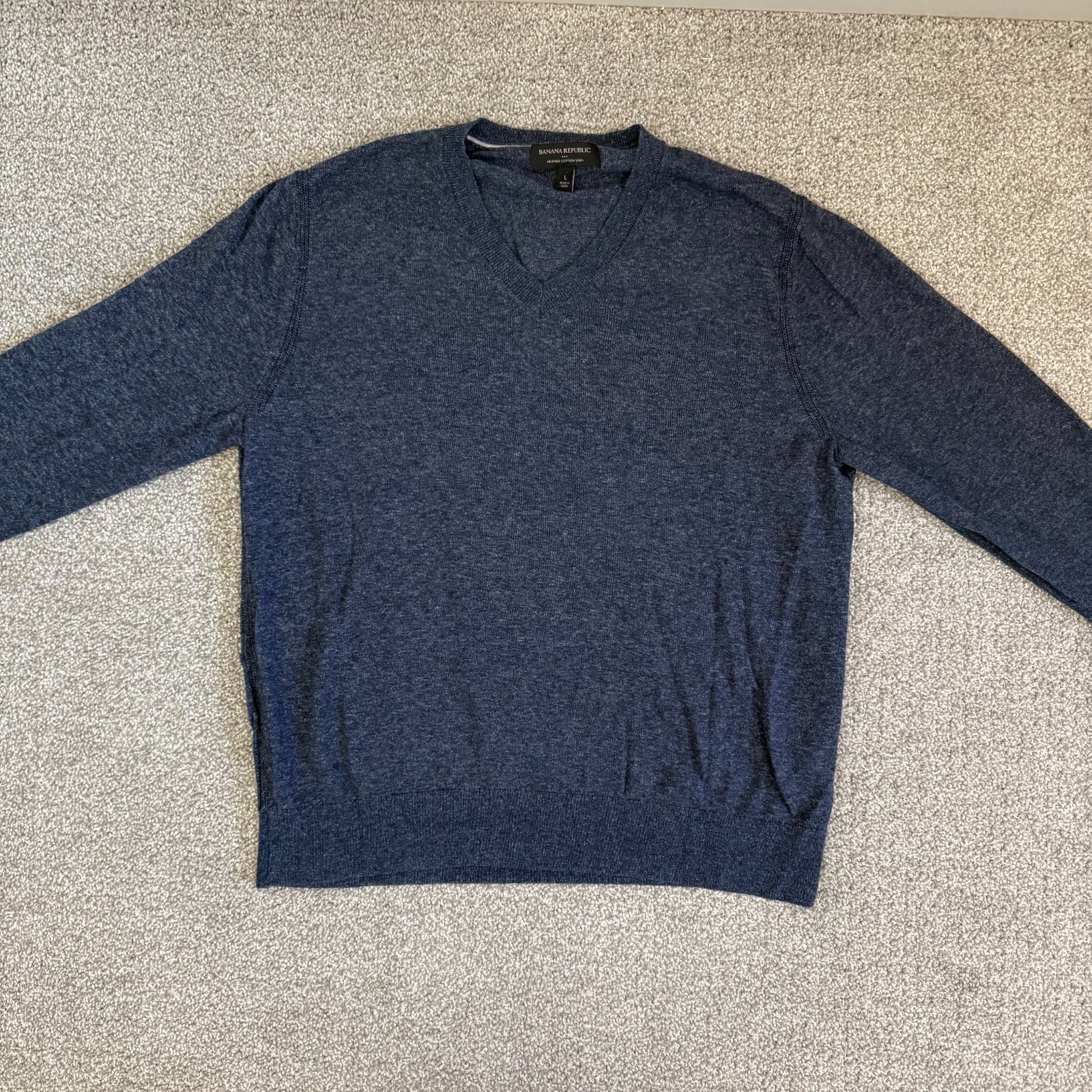 Lot of 2 Banana Republic Heather Cotton Yarn V-Neck Sweaters Men’s L Blue Green