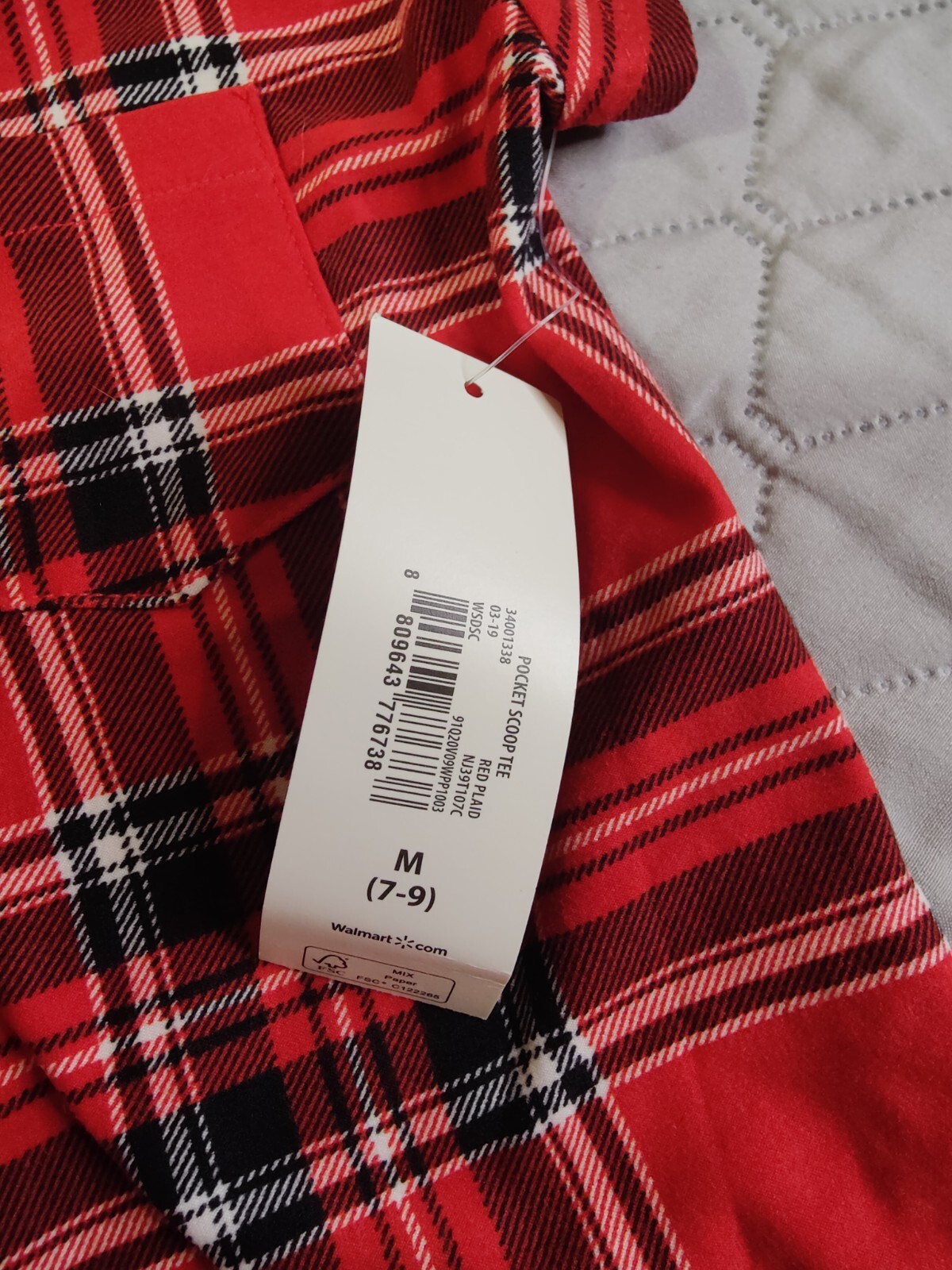 No Boundaries Juniors Red Plaid Scoop Neck Tee Sz Medium