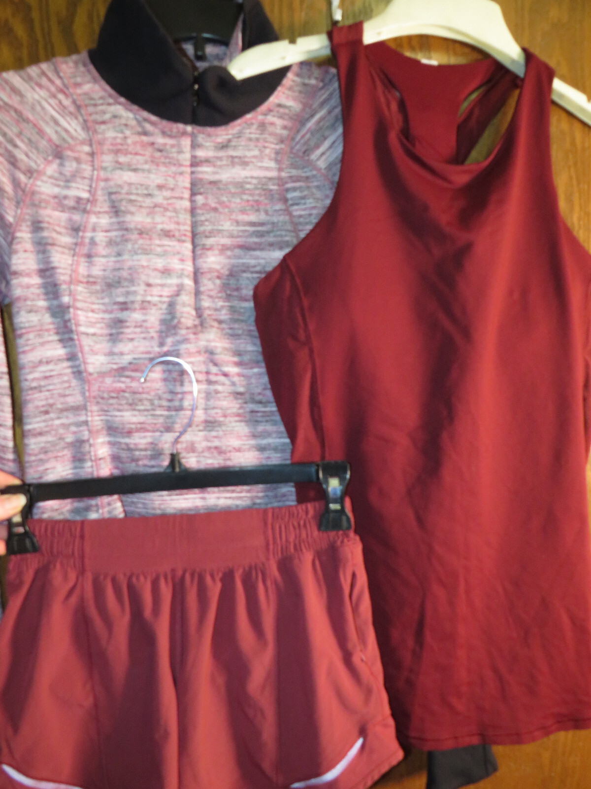 Lululemon 6 Runderful Half Zip Space Dye Camo Berry Rumble Red Black EUC!