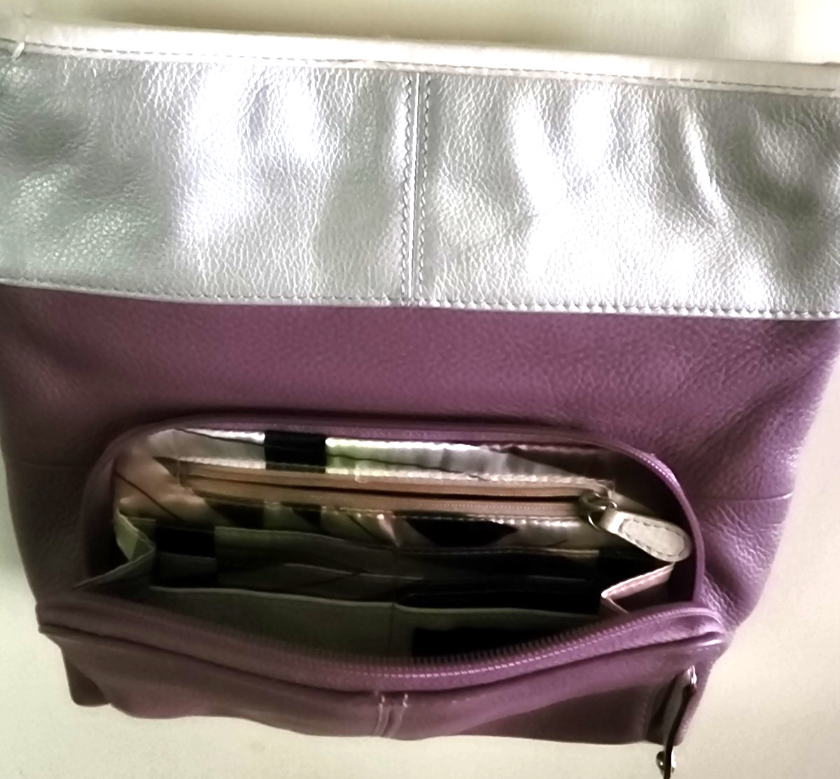 * UNIQUE * Tignanello Colorblock Leather Crossbody: Purple, White/Stone, Silver