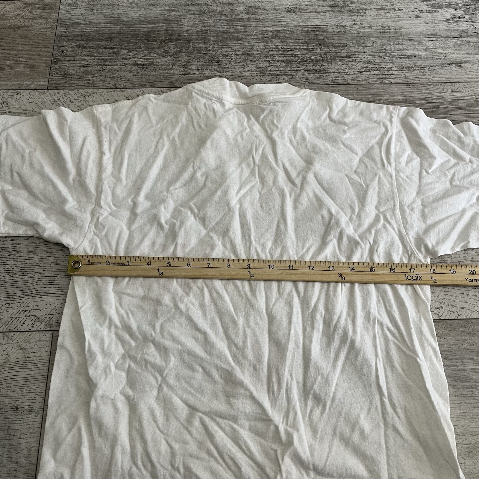 Vintage USA Graphic Tee White Tultex Medium “ Life Liberty Accept No Substitute”