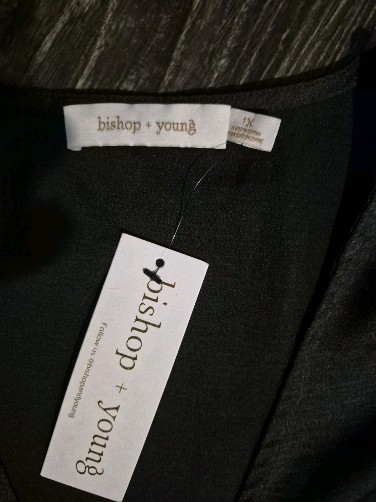 Bishop + Young Pebbled Satin Front Twist Karlie Shirt Grayish Black Sz 1X NWT