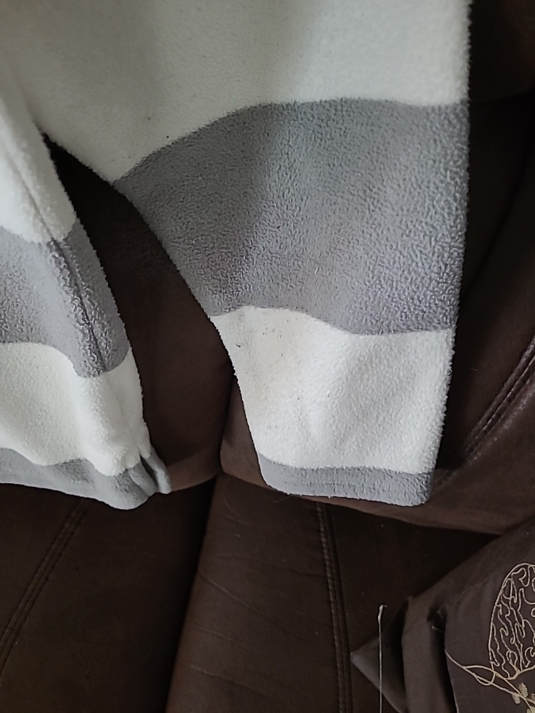 Talbots 1x Fleece Pullover Grey And White Sripes