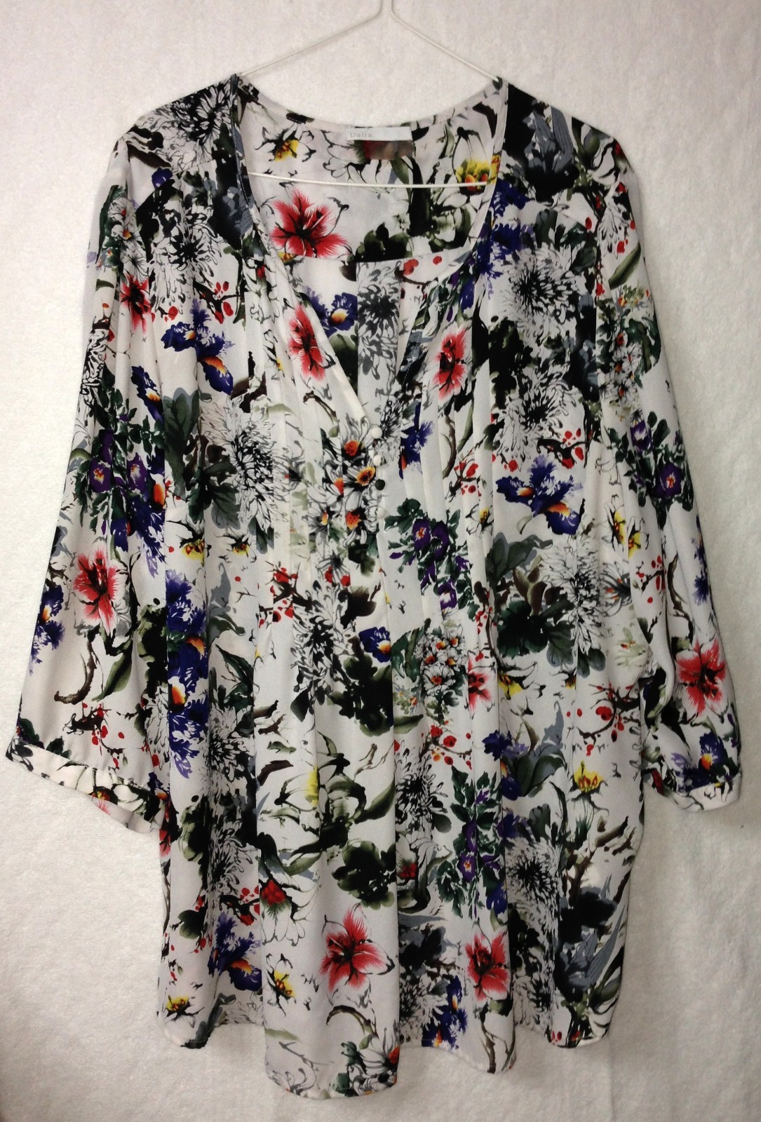 Dalia Assorted Flower Print Blouse (Size 2X) Breathable Material 100% Polyester