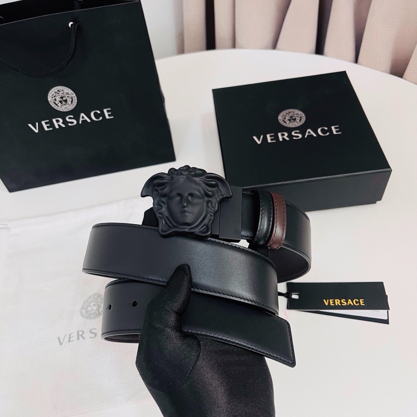 Versace belt REVERSIBLE for sale authentic Classic Belt Width:4.0cm/1.57in