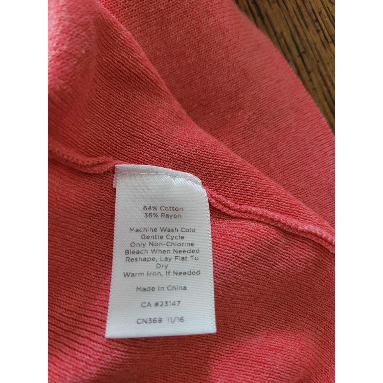 Talbots Womens XL Coral Orange Bell Sleeve Knit Top Cotton Rayon Keyhole Back