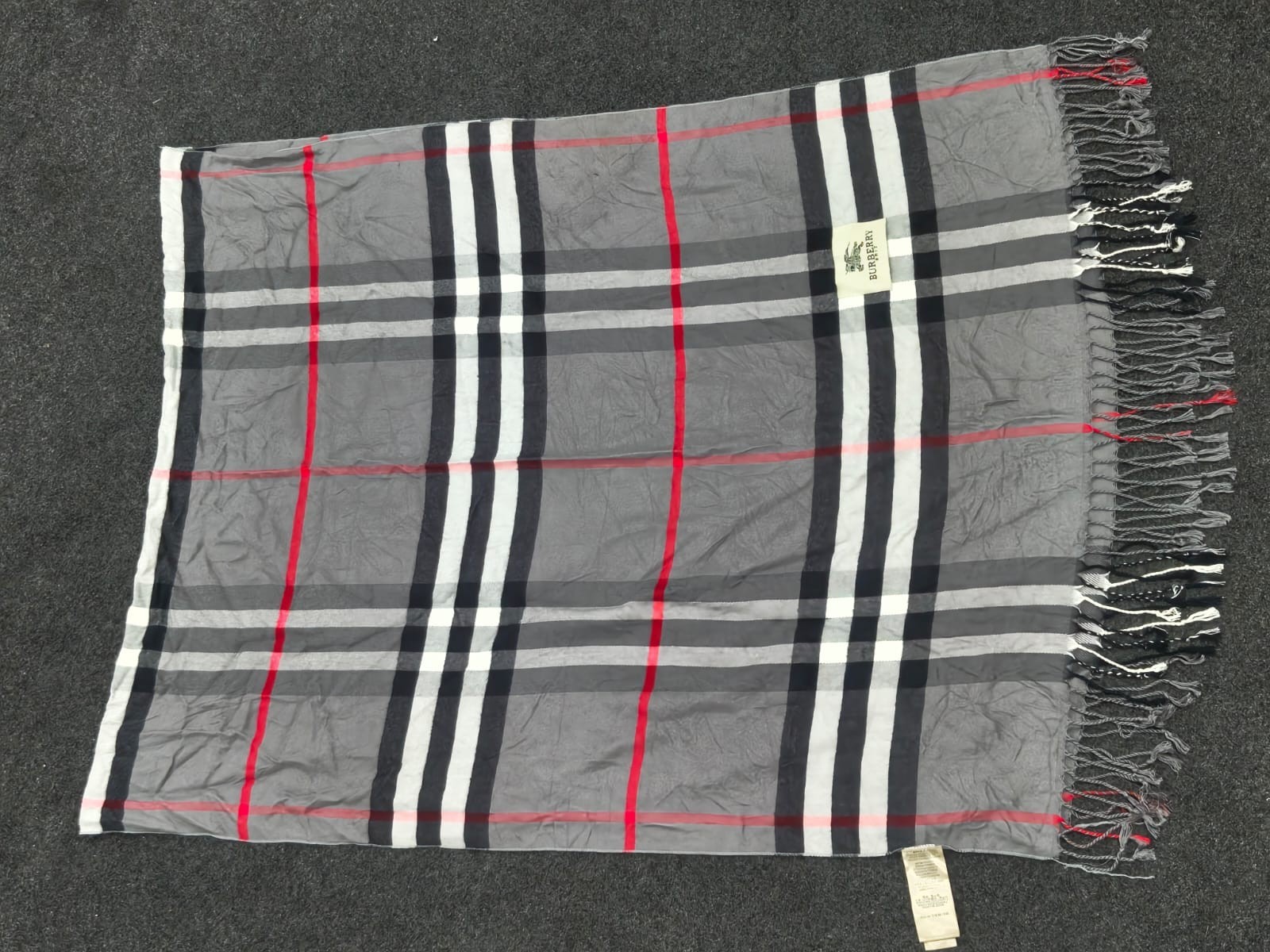 Burberry Brit Scarf Shawl Wrap 92% Cotton 8% Polyester Made in China 2%