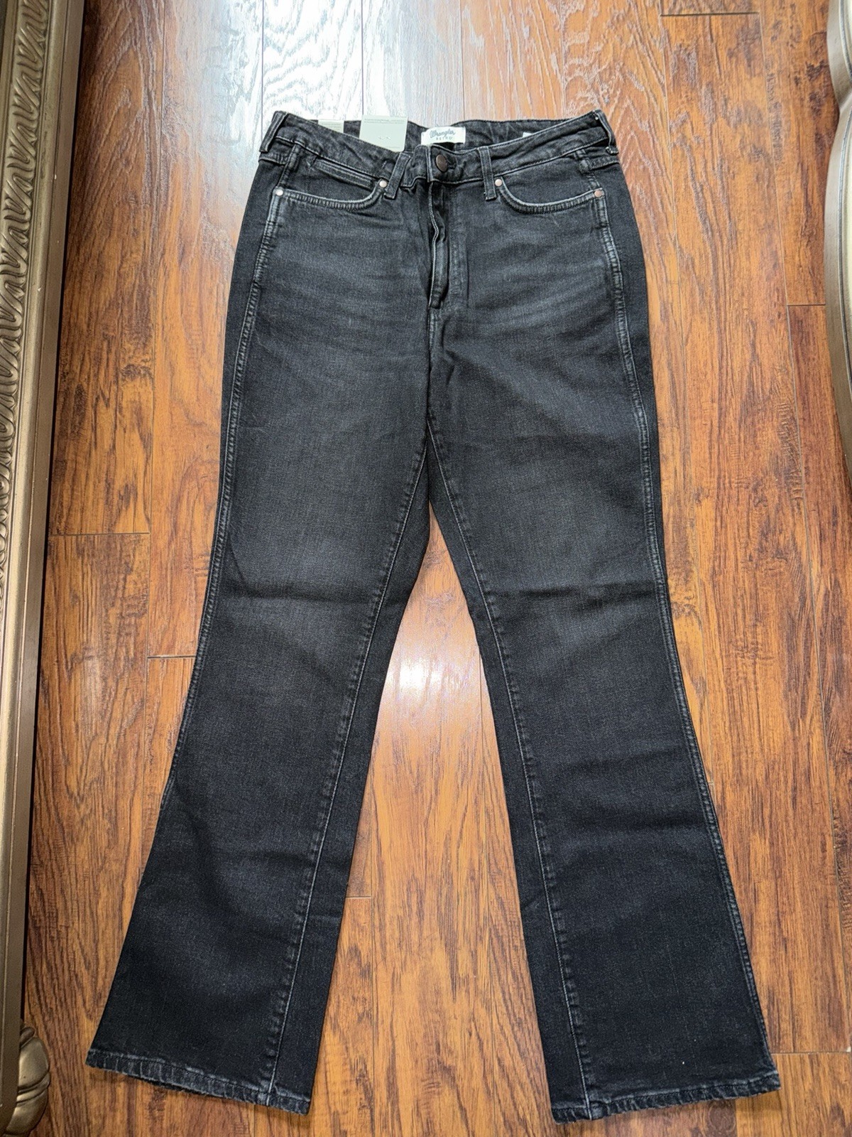 Brand New Women’s Black Denim Wrangler Jeans 32X32