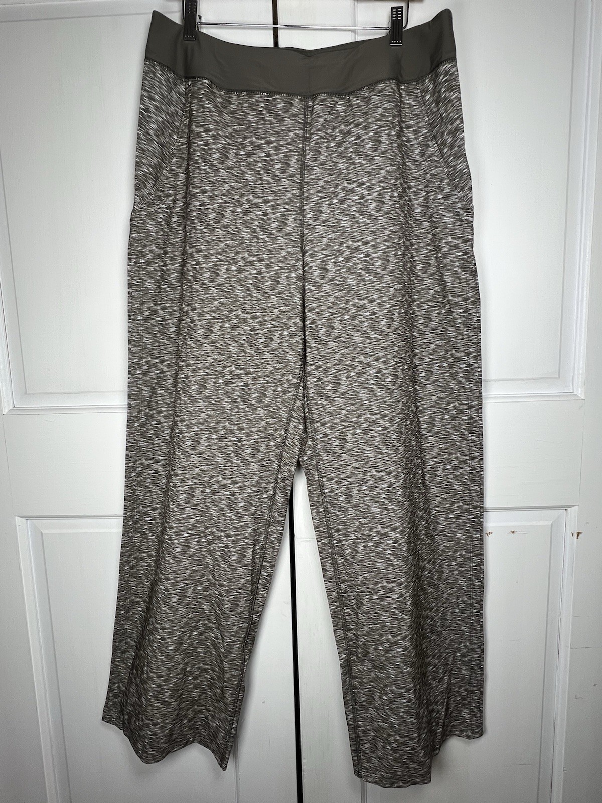 Lands End Everyday Active Pants Flat Front Drawstring Waist Green Space Dye M