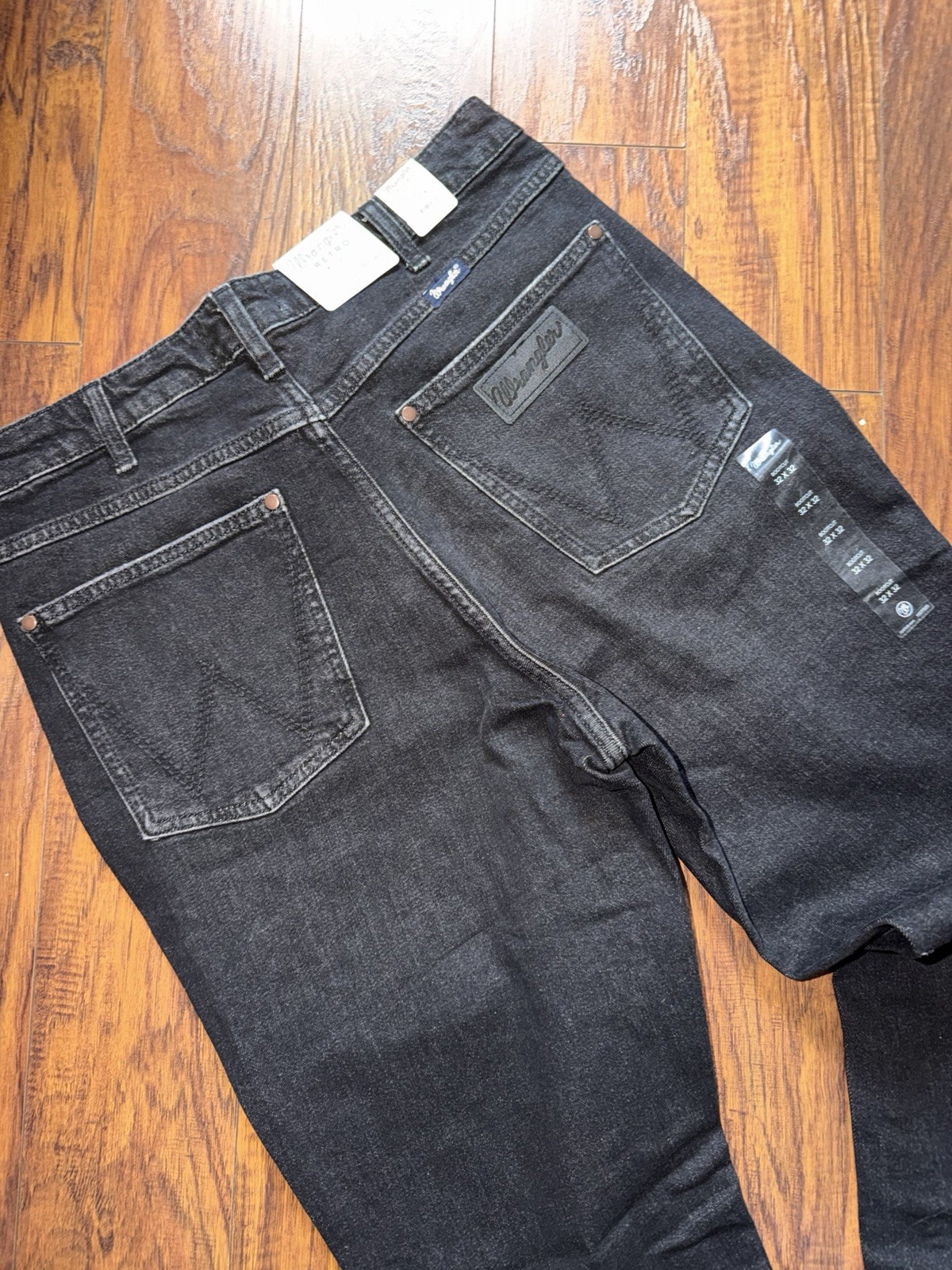 Brand New Women’s Black Denim Wrangler Jeans 32X32