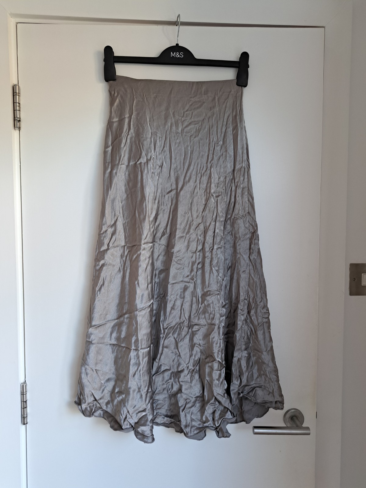 Italian Satin Midi Skirt Silver One Size UK6-12 Stretch BNWOT