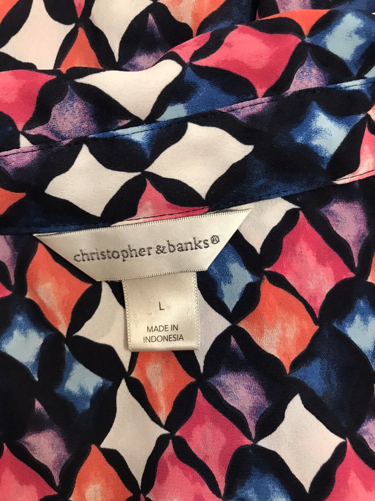 Christopher & Banks L Top Abstract 1/2 Button Up Shirt Wrinkle Resist Long Slvs