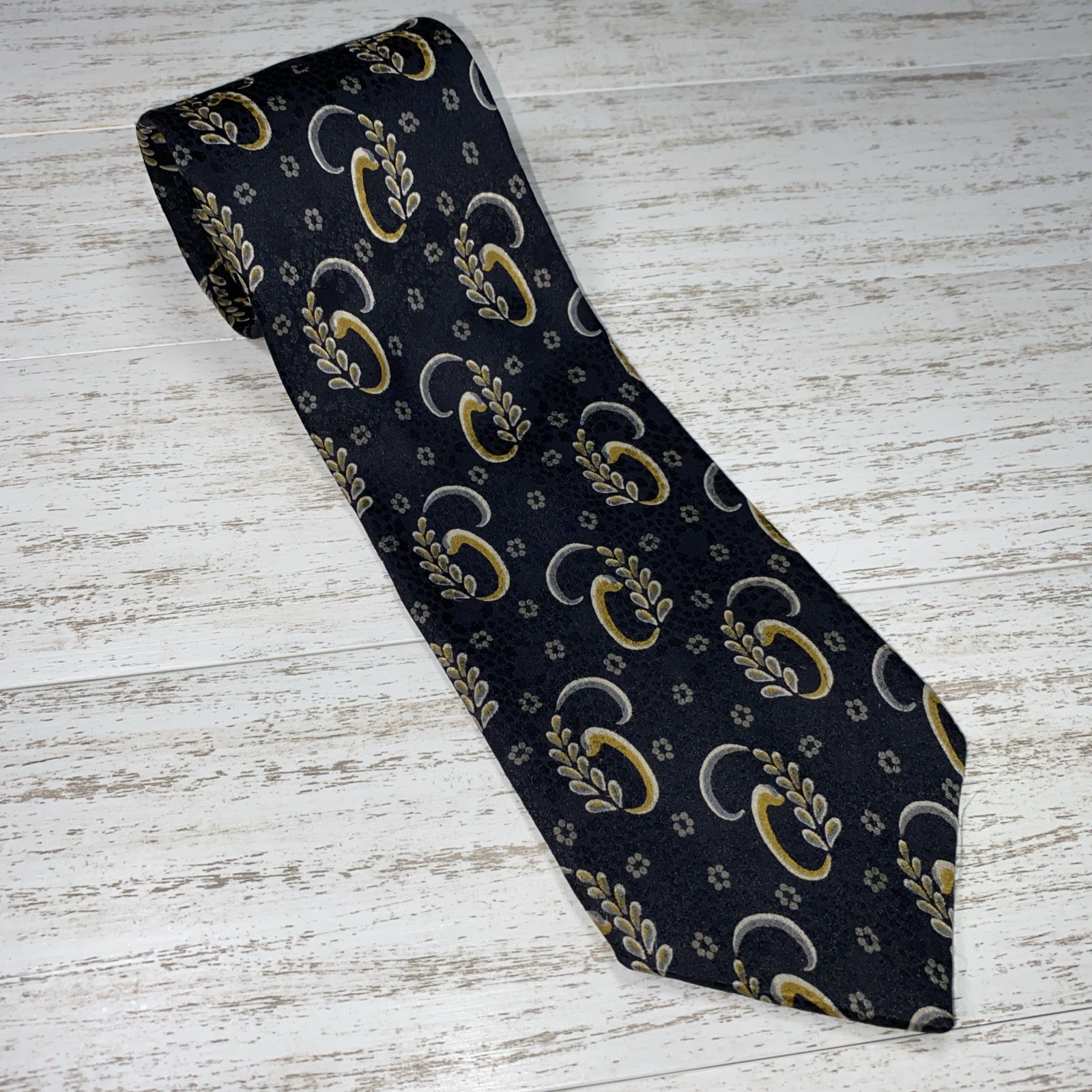 Geoffrey Beene 90s Silk Tie Black Gold Silver Monogram G Wheat Leaf Jacquard