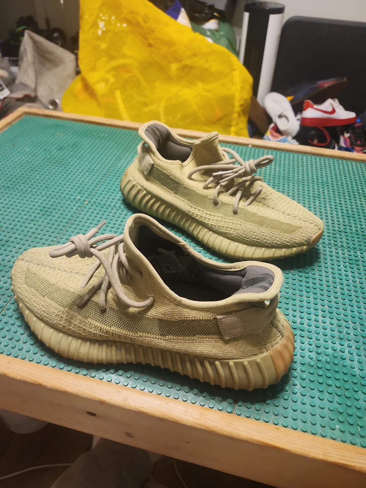 Size 11 – adidas Yeezy Boost 350 V2 Earth #194