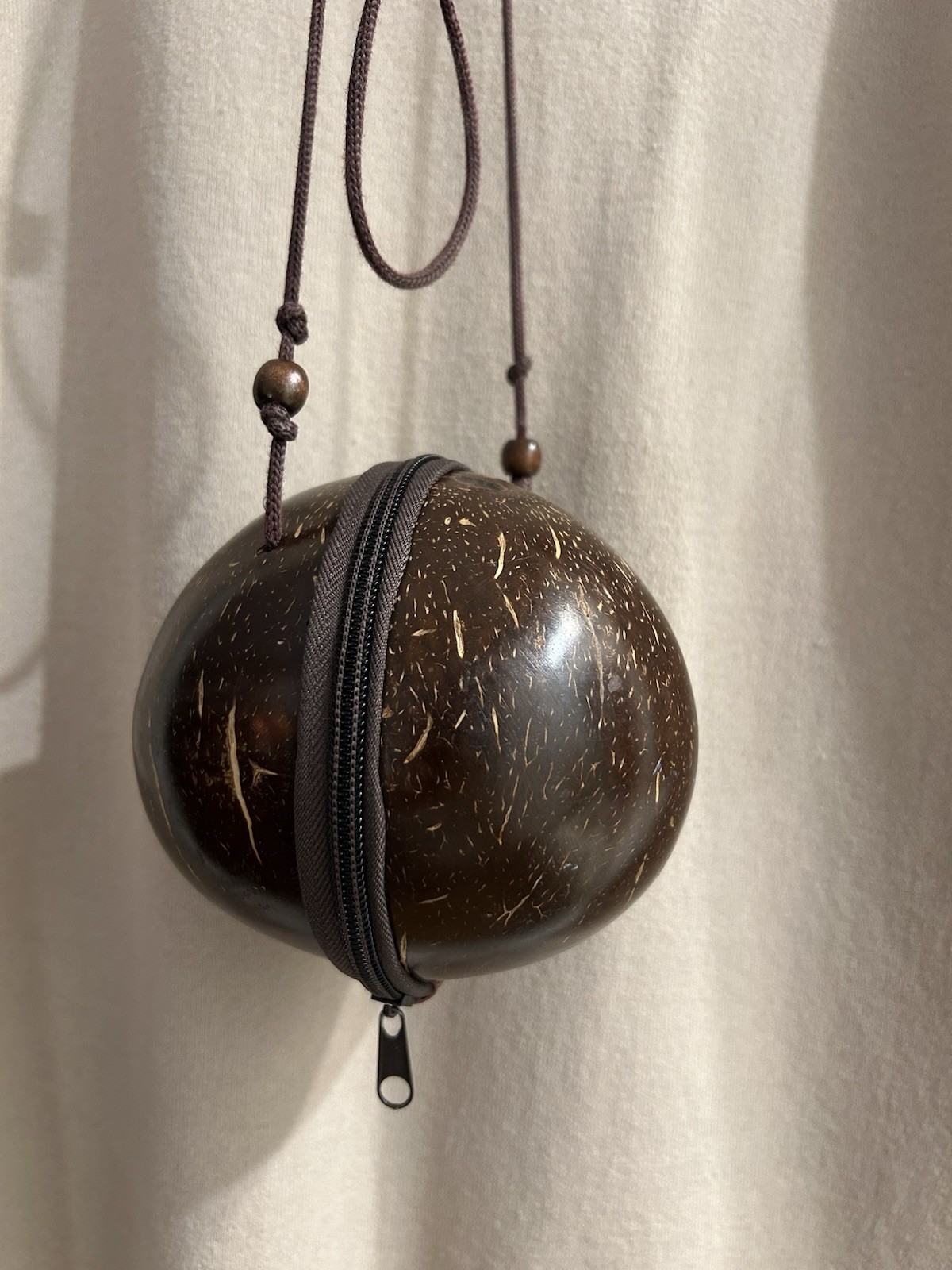 5″ Tropical Beach Purse~Coconut Shell Crossbody Shoulder Bag~Zip Around~BOHO