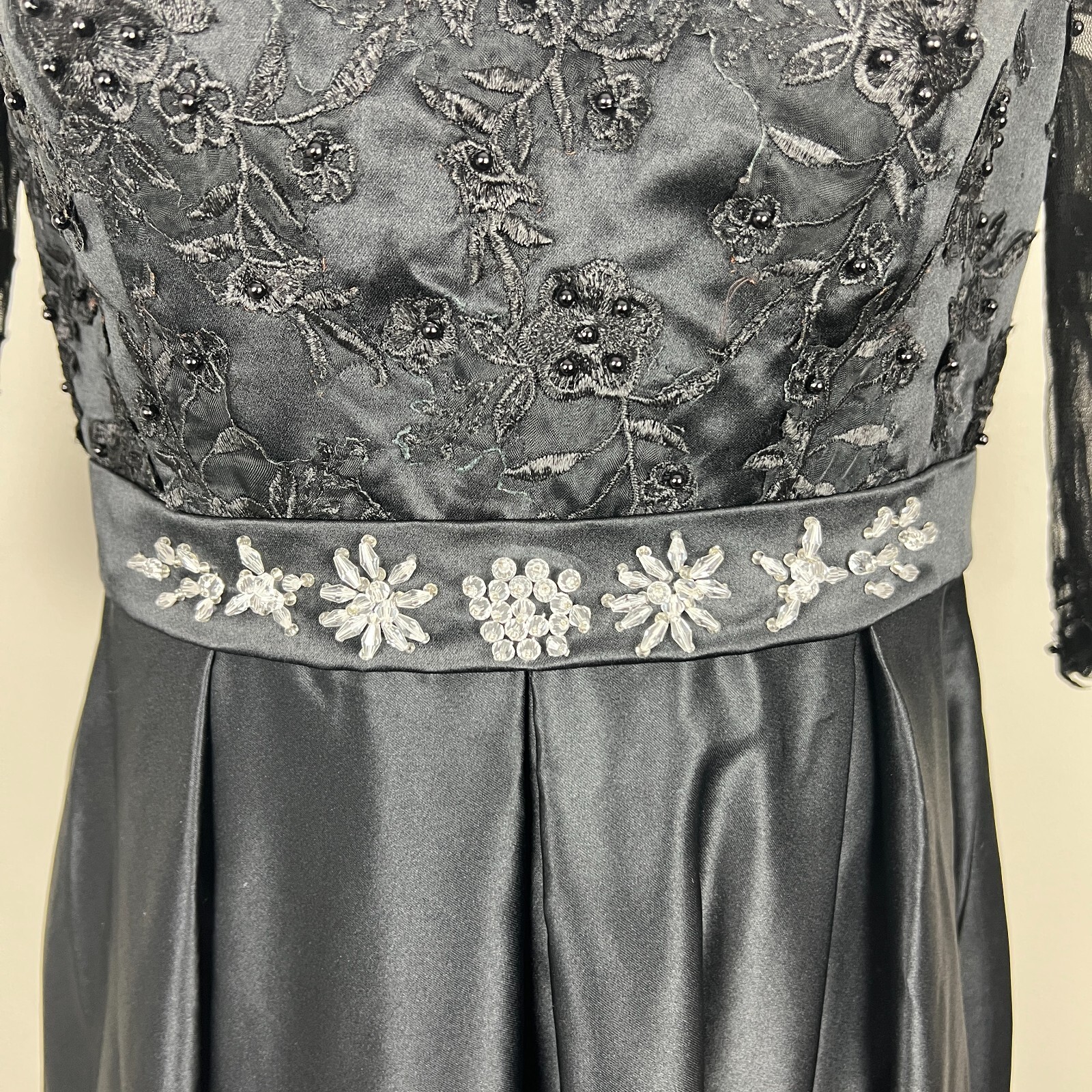 Formal Gown Dress 10 Black Floral Applique Beaded A-Line Evening Long Whimsigoth