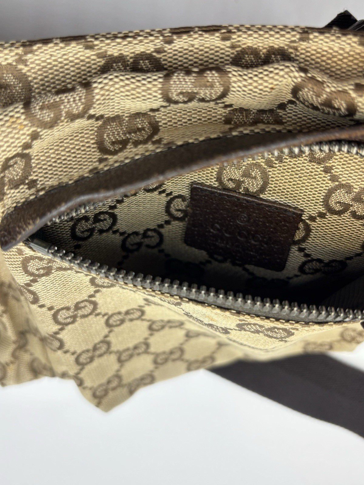 GUCCI Auth GG Waist Pouch shoulder Bumbag Belt Bag Fanny Pack Vintage